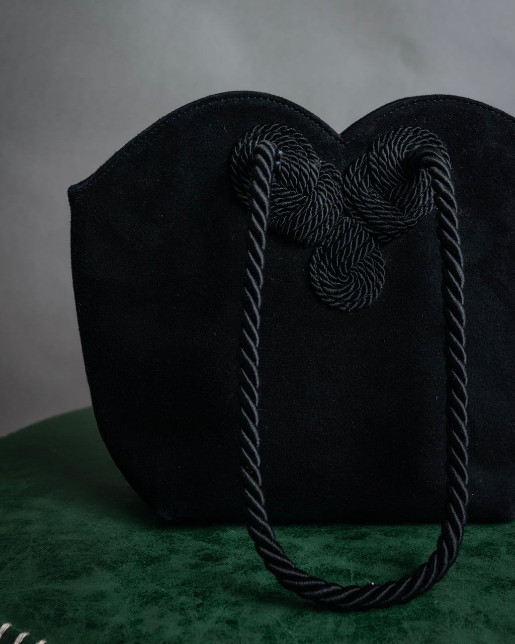 “Salvatore Ferragamo” 90’s Knot handle suede bag