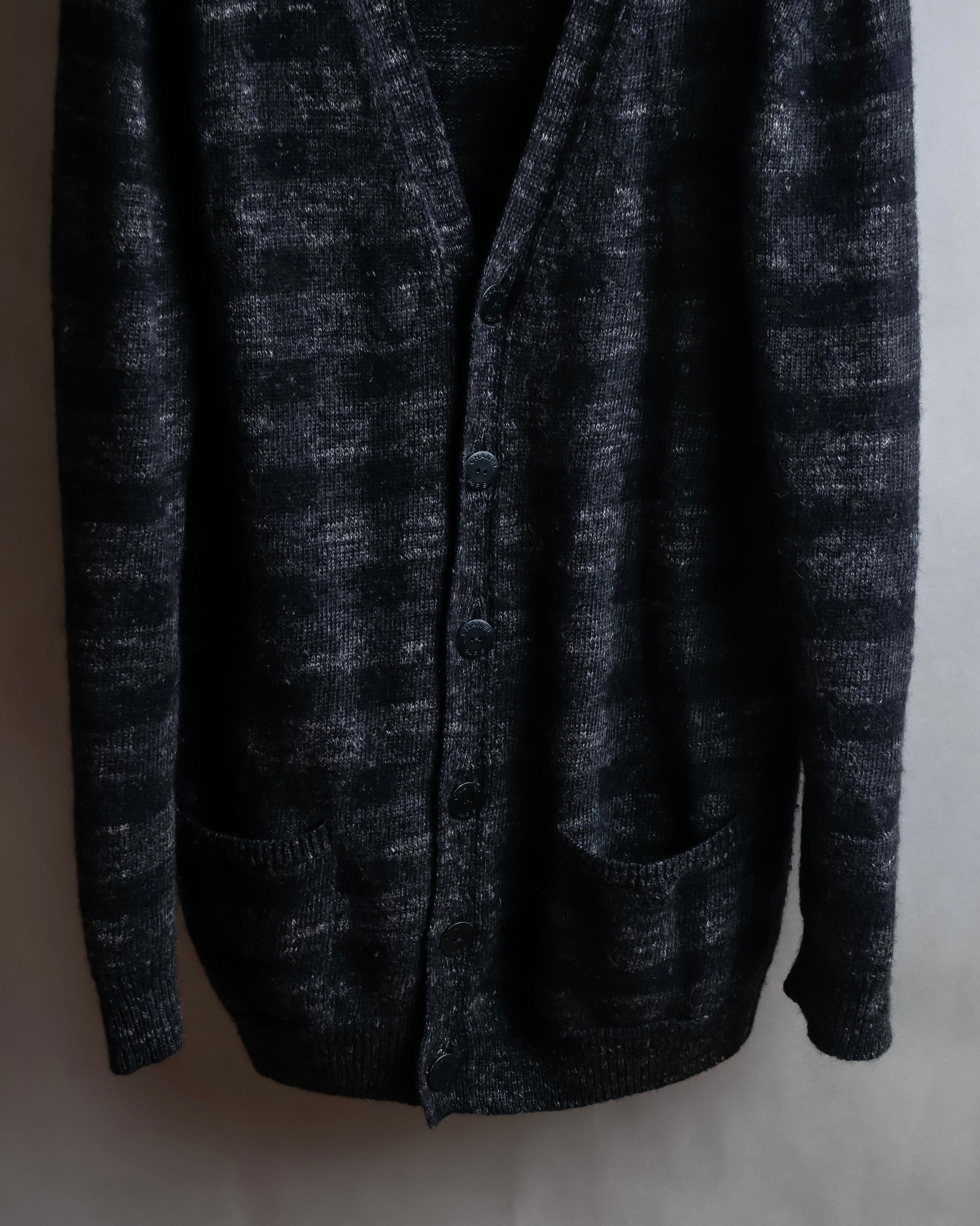 "CHANEL" Sample product hairy material light unevenness cardigan