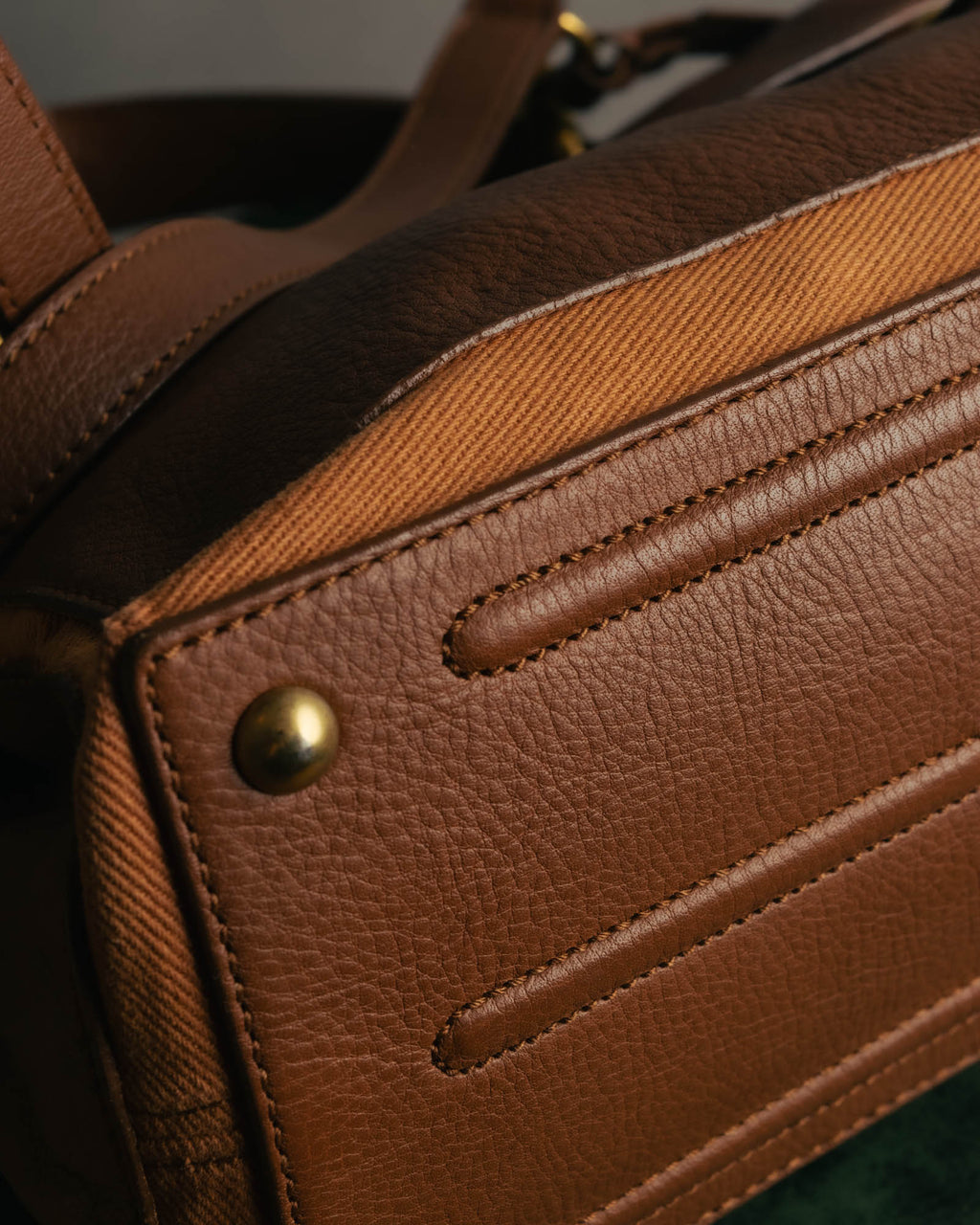 "Yves Saint Laurent" 00's-10's Structured leather shoulder bag