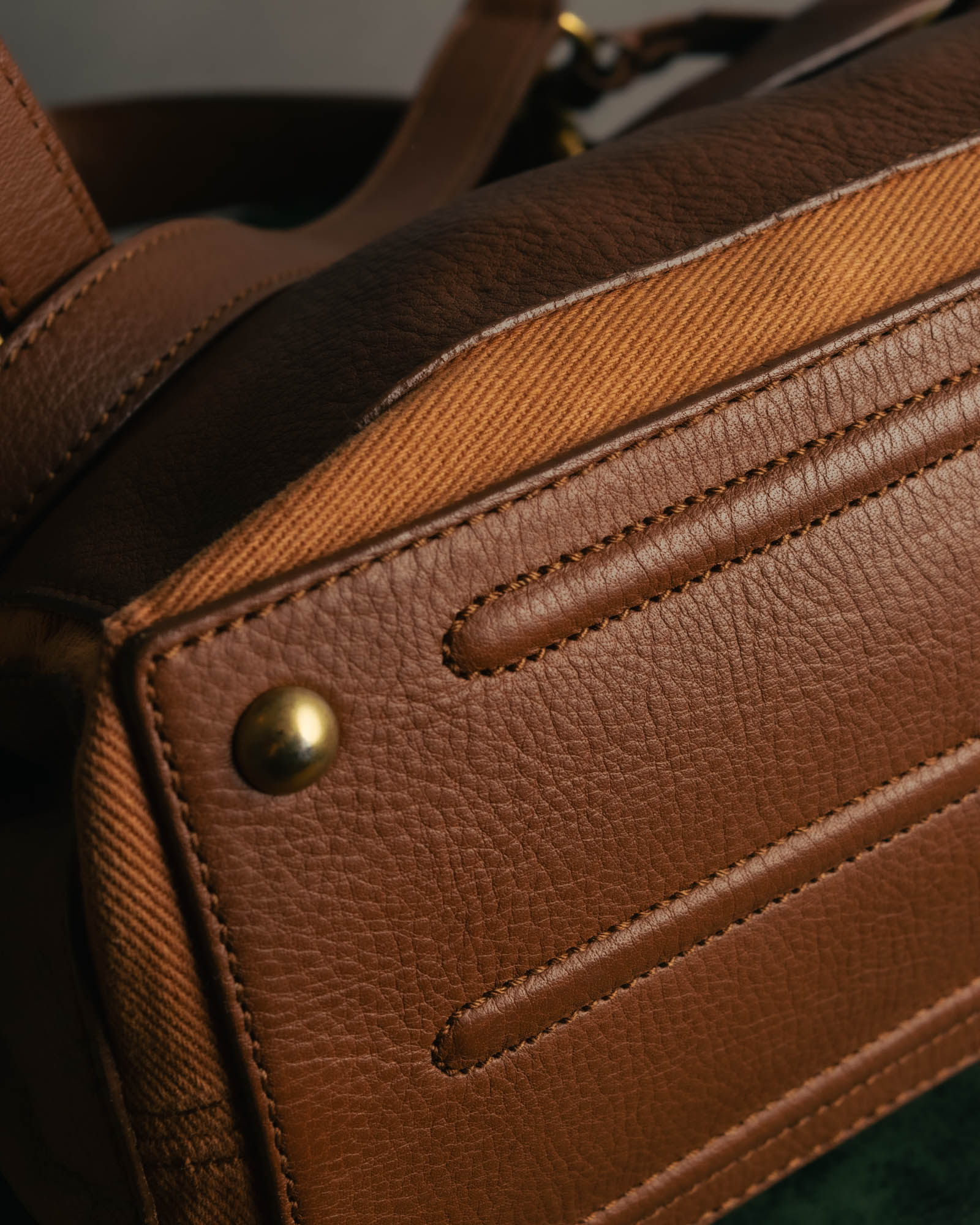 "Yves Saint Laurent" 00's-10's Structured leather shoulder bag