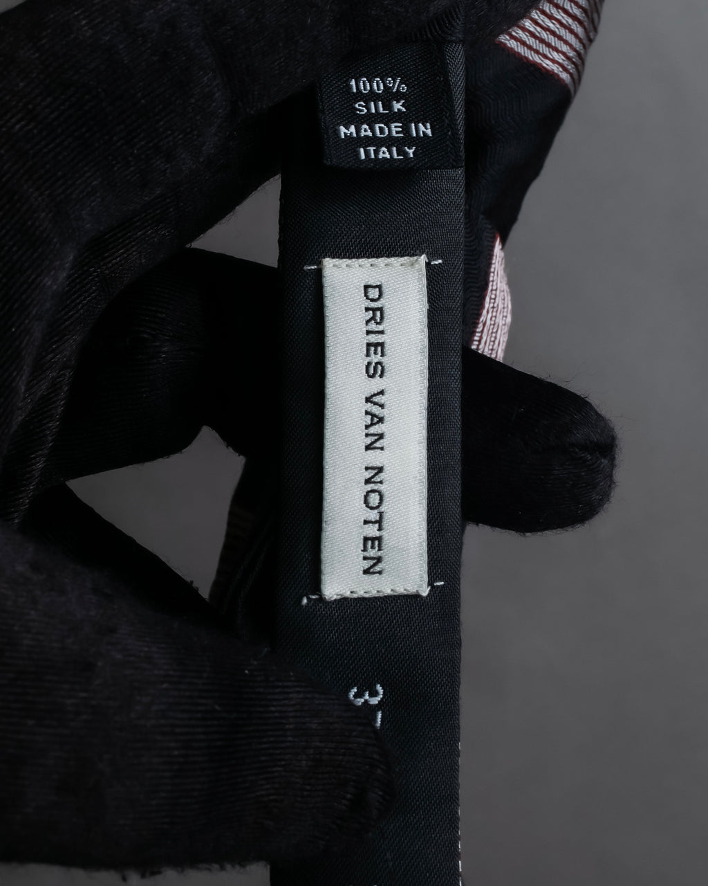 "DRIES VAN NOTTEN" Herringbone striped silk bow tie