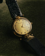 -SPECIAL- “Balenciaga” 80’s-90’s Gold tone round watch