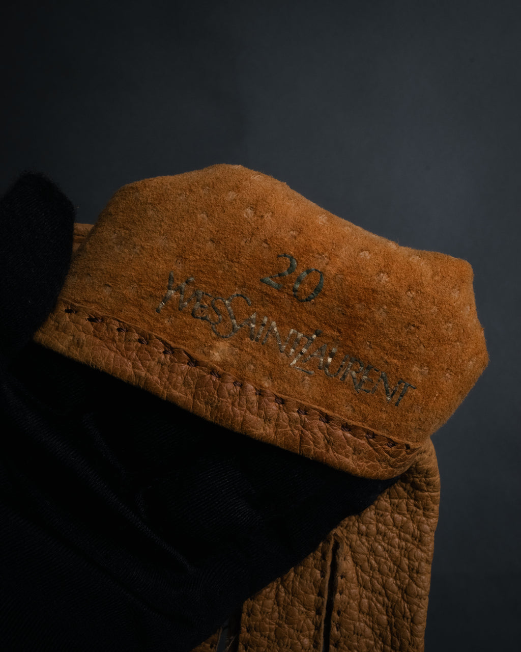 “Yves Saint Laurent” 80’s-90’s Hand-stitched peccary leather gloves