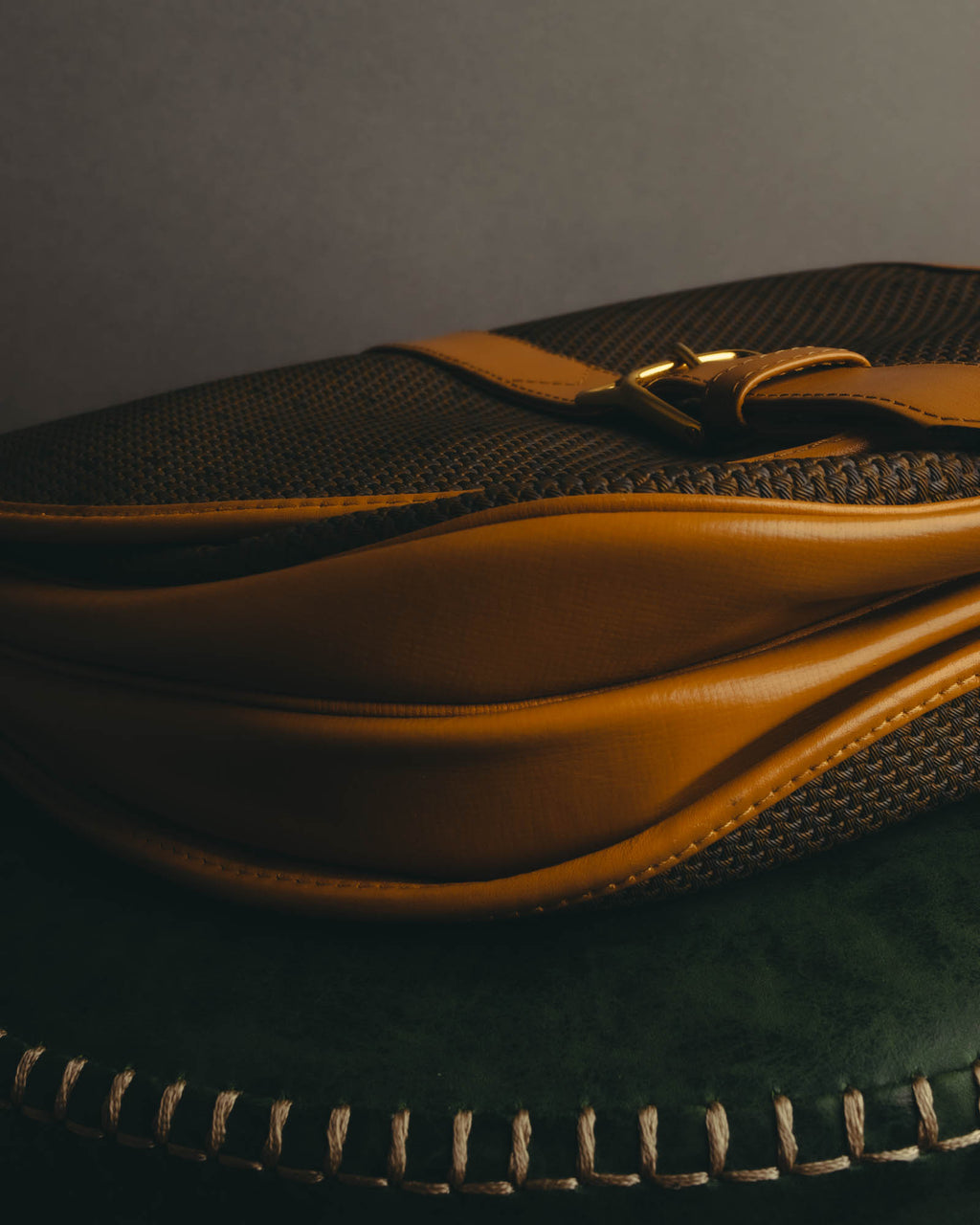 "Yves Saint Laurent" 70's-90's Woven leather shoulder bag