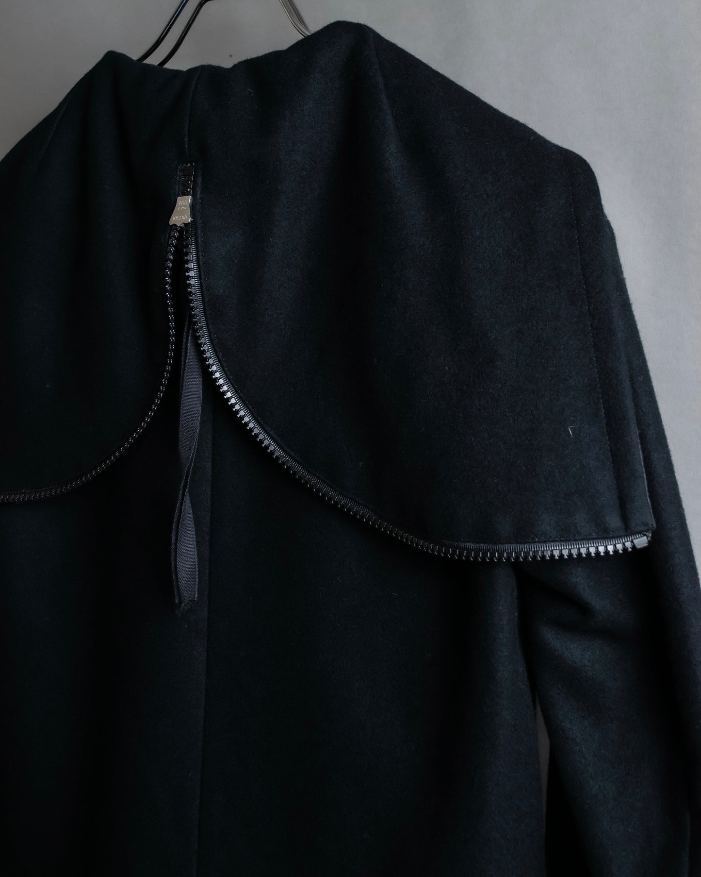 "MM6 MAISON MARGIELA" Wool blend zip up cape collar jacket