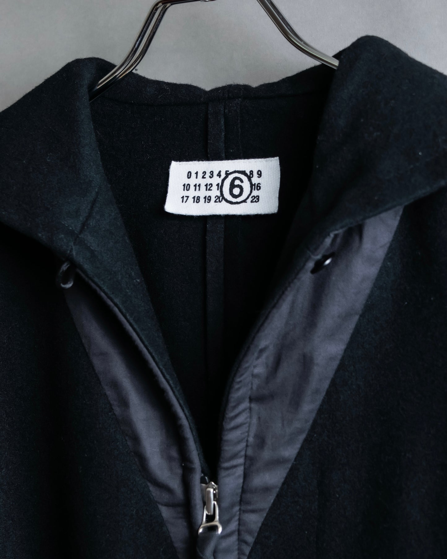 "MM6 MAISON MARGIELA" Wool blend zip up cape collar jacket