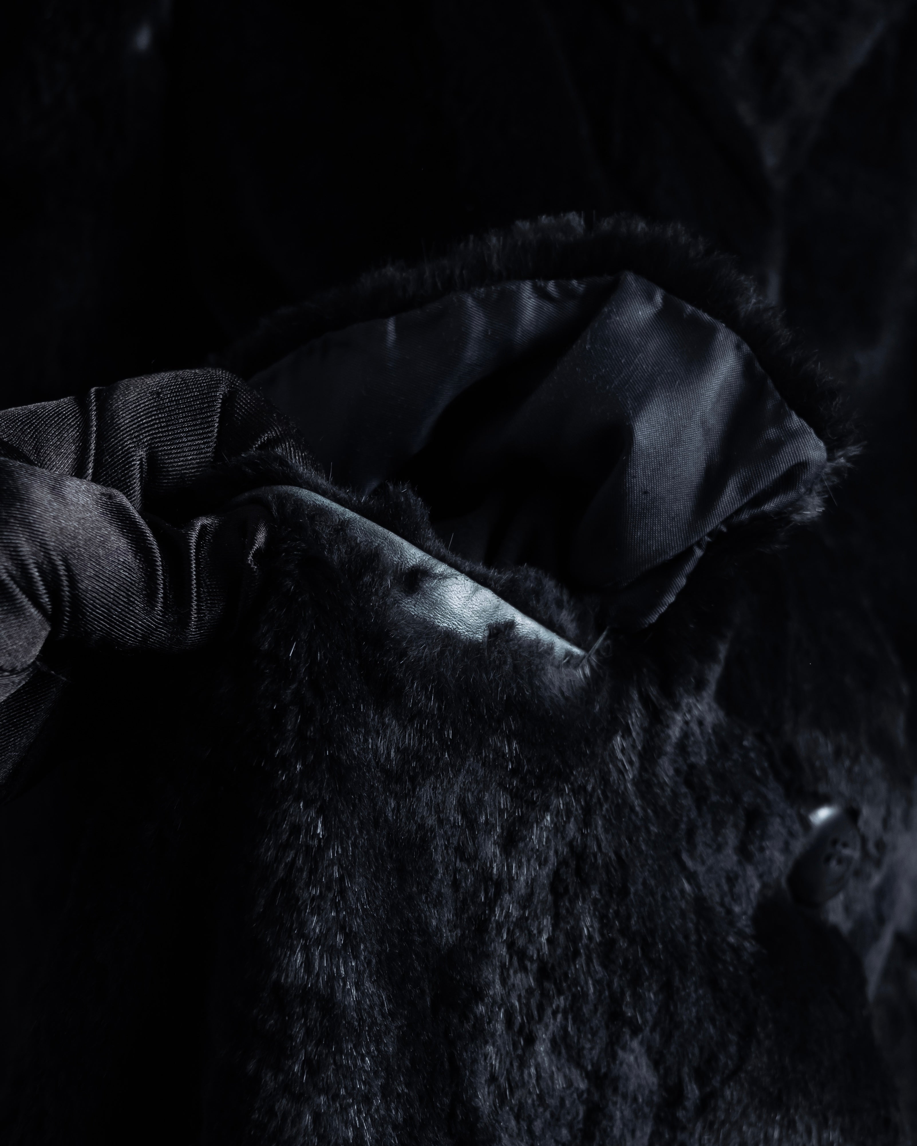 -SPECIAL- "Salvatore Ferragamo"
90's-00's A neat silhouette 100% lapin fur coat