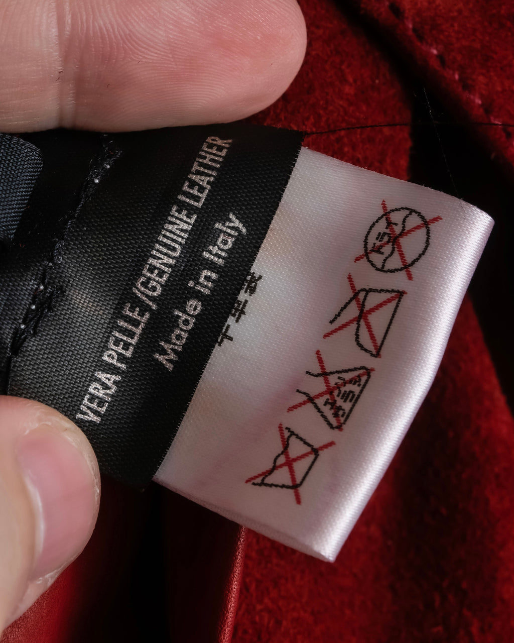 "GUCCI" 1990’s Tom Ford period deep red color suede long trench coat