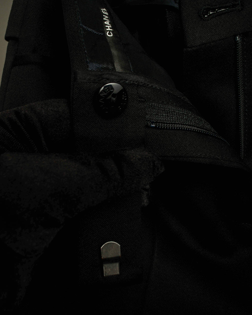 "CHANEL" Fringe design high waist straight cut slacks