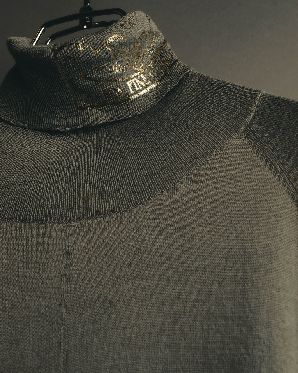 "Theatre PRODUCTS" 00's-10's Silk wool turtleneck knit sweater