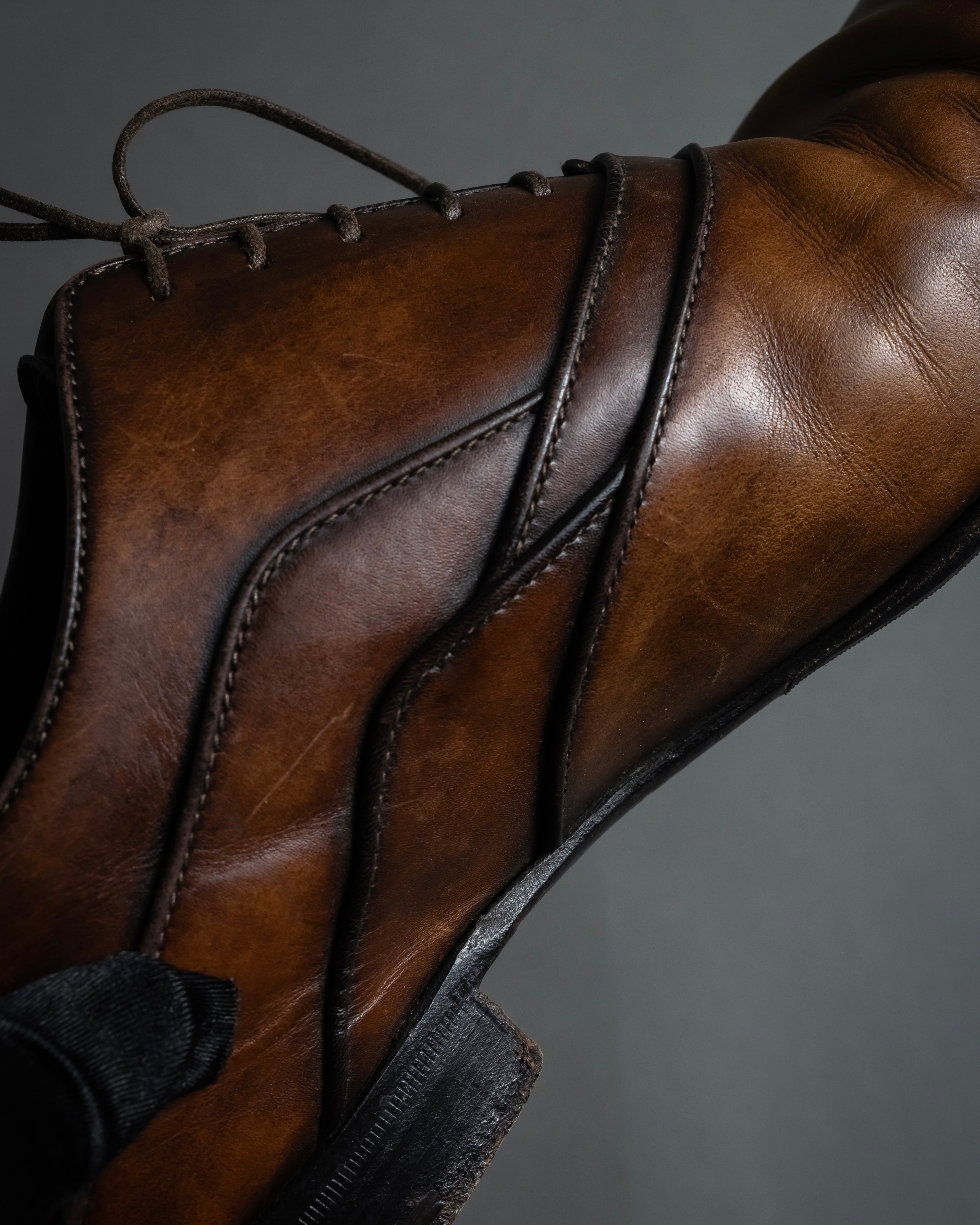 "LOUIS VUITTON" Layered panel design leather shoes