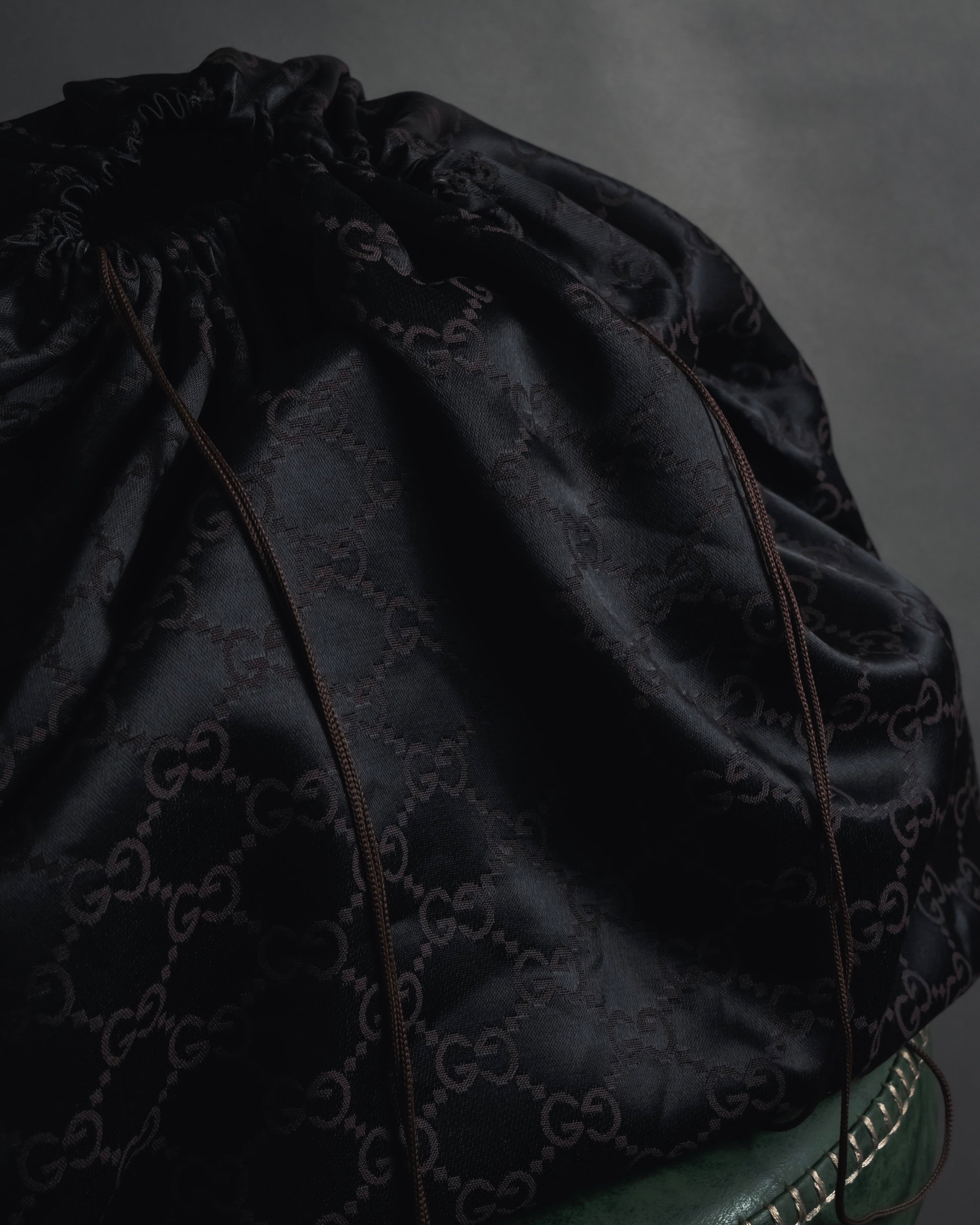 -SPECIAL- "GUCCI"
90’s-00’s Wood handle frame bag