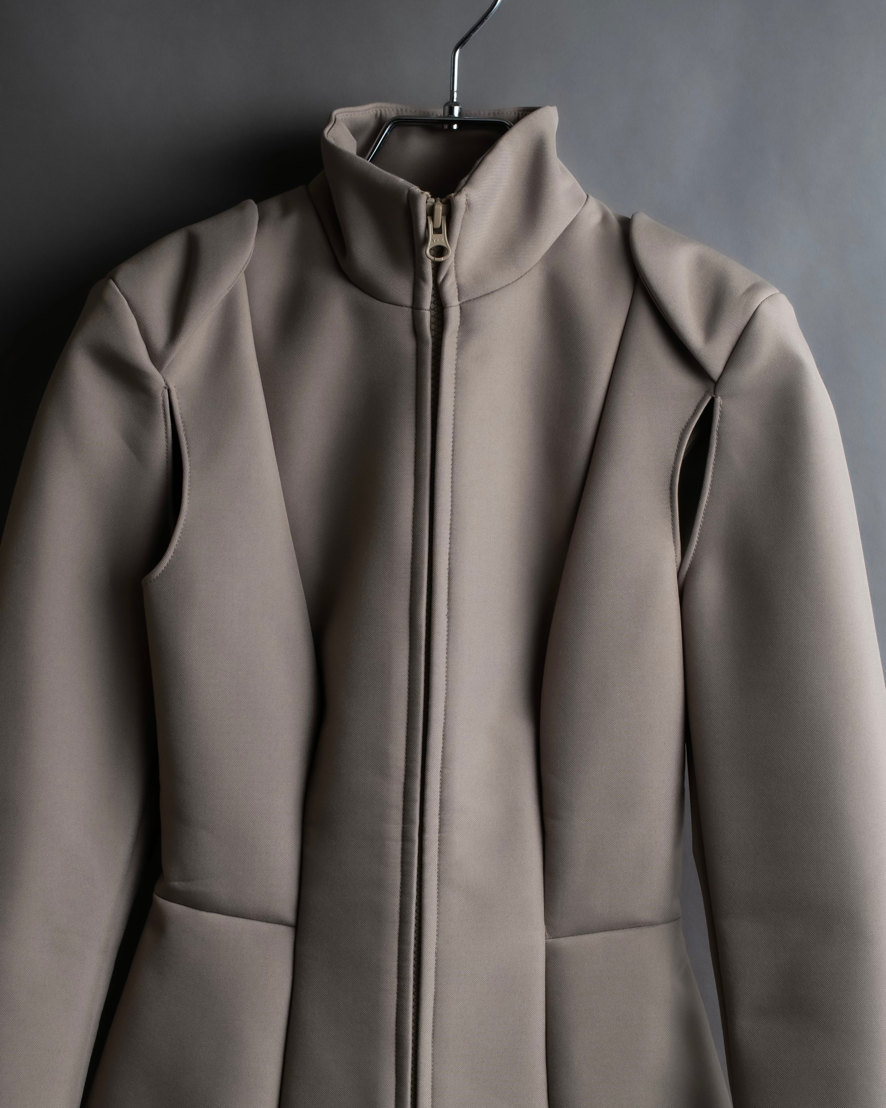 "Maison Martin Margiela × H&M"
Reconstructed zip-up design jacket