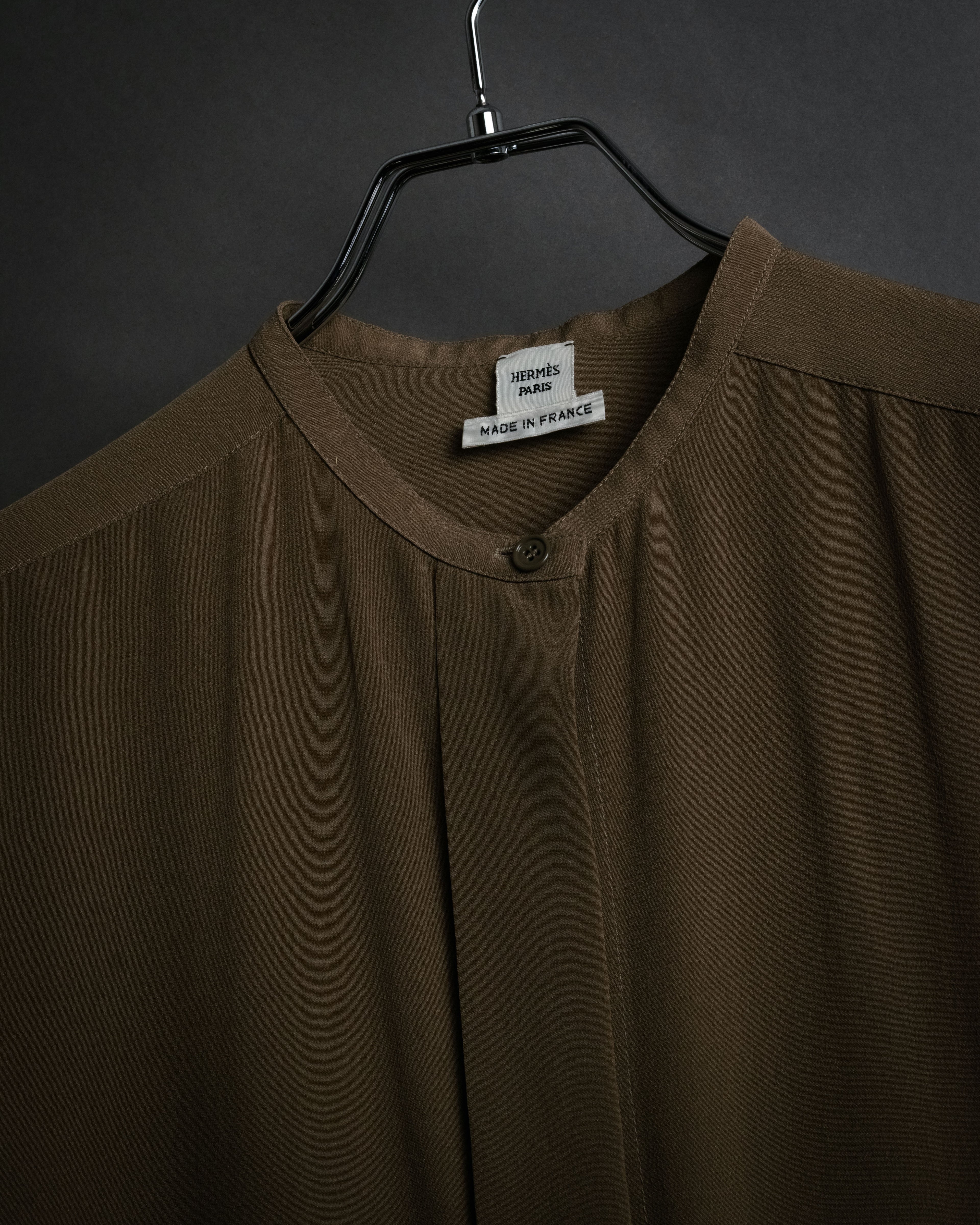 “HERMES” 2018-2024 Minimal band collar silk shirt