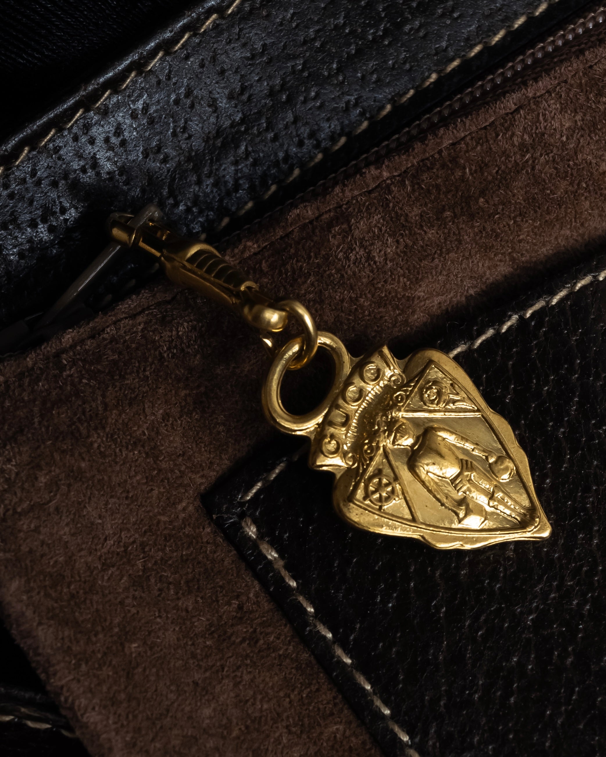 -SPECIAL- "GUCCI"  1980-1986's Inherited model grained leather bamboo bag