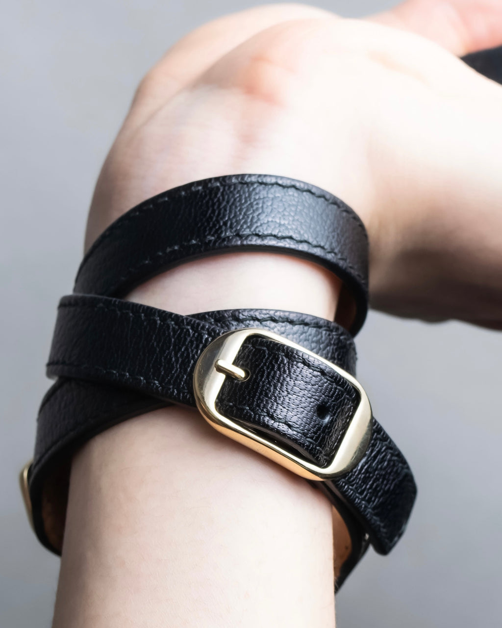 "BALENCIAGA" 3 layer  buckle design leather bracelet