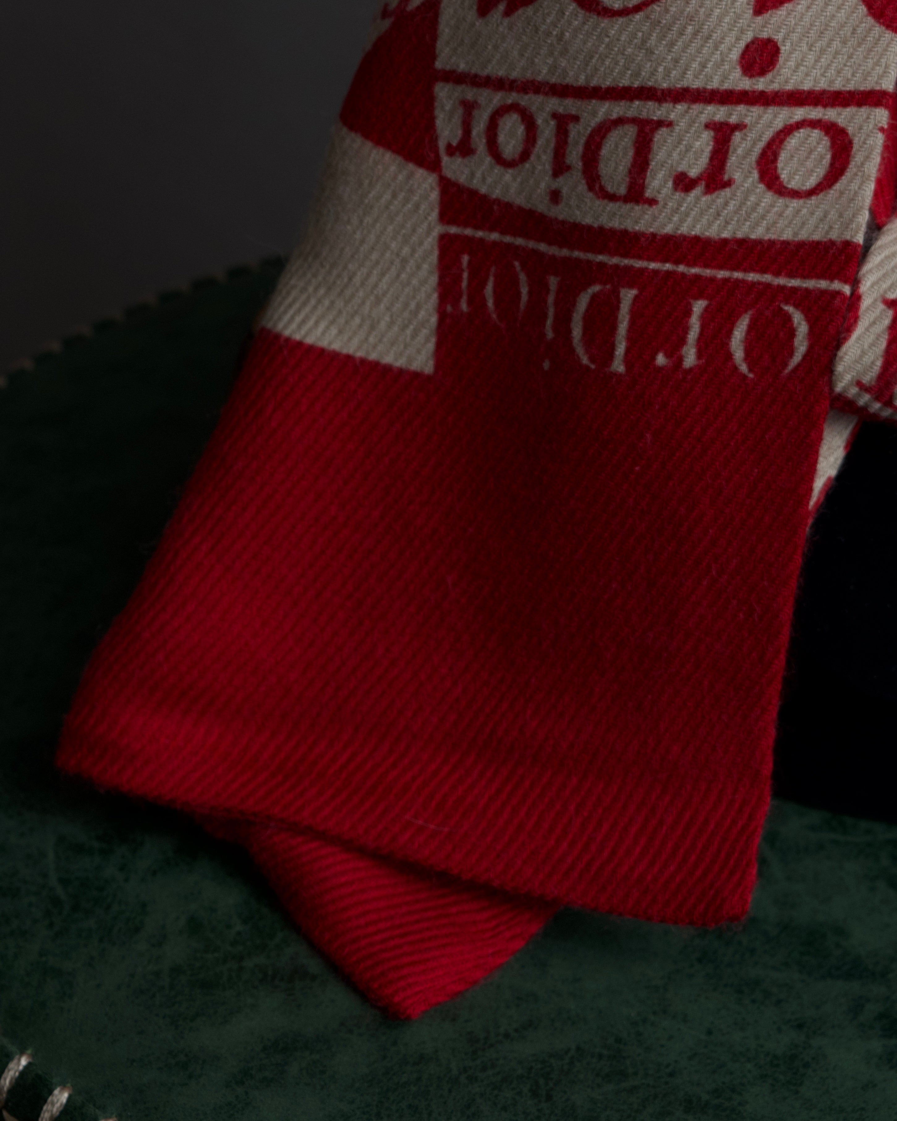 "Christian Dior" Logo pattern twill muffler