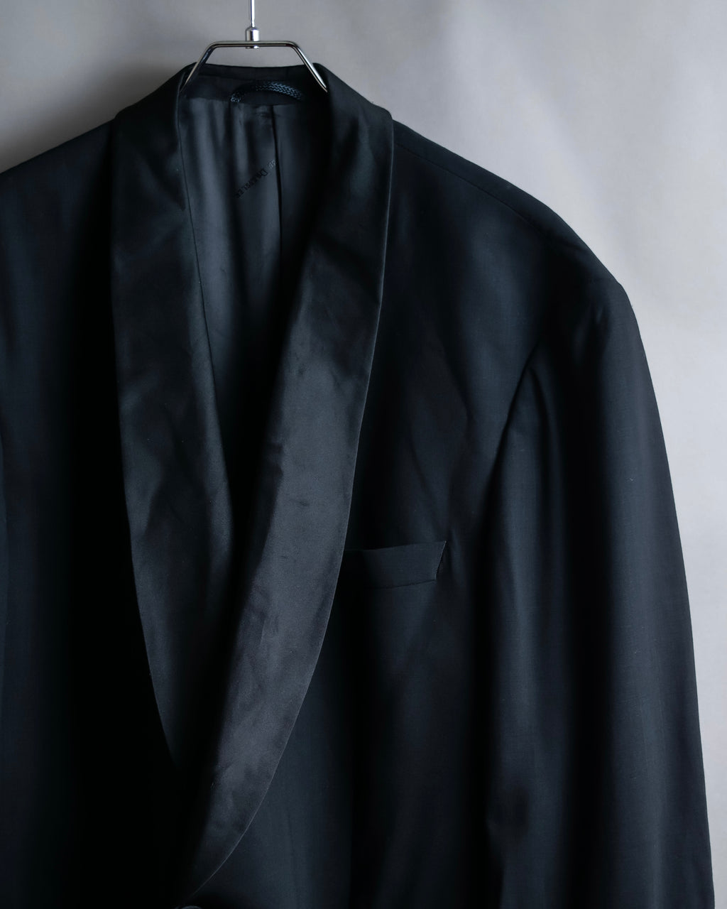 "EDUARD DRESSLER" Shawl collar glossy tuxedo jacket