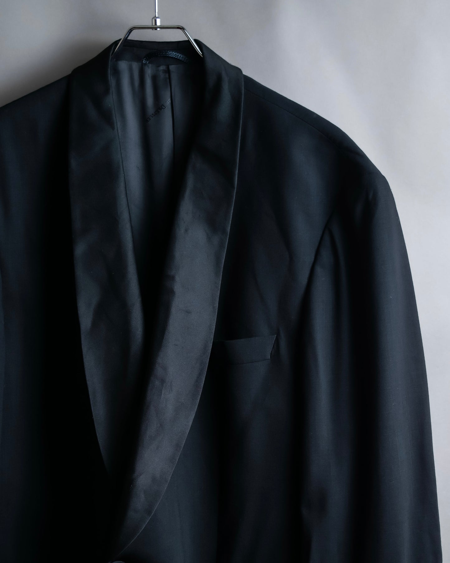 "EDUARD DRESSLER" Shawl collar glossy tuxedo jacket