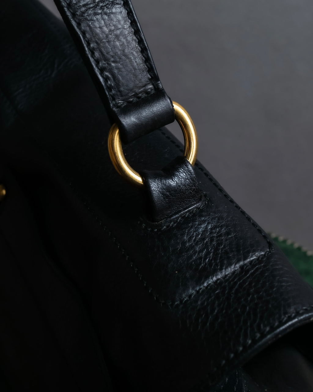 "YVES SAINT LAURENT" Muse to gold metal parts one-handle leather bag