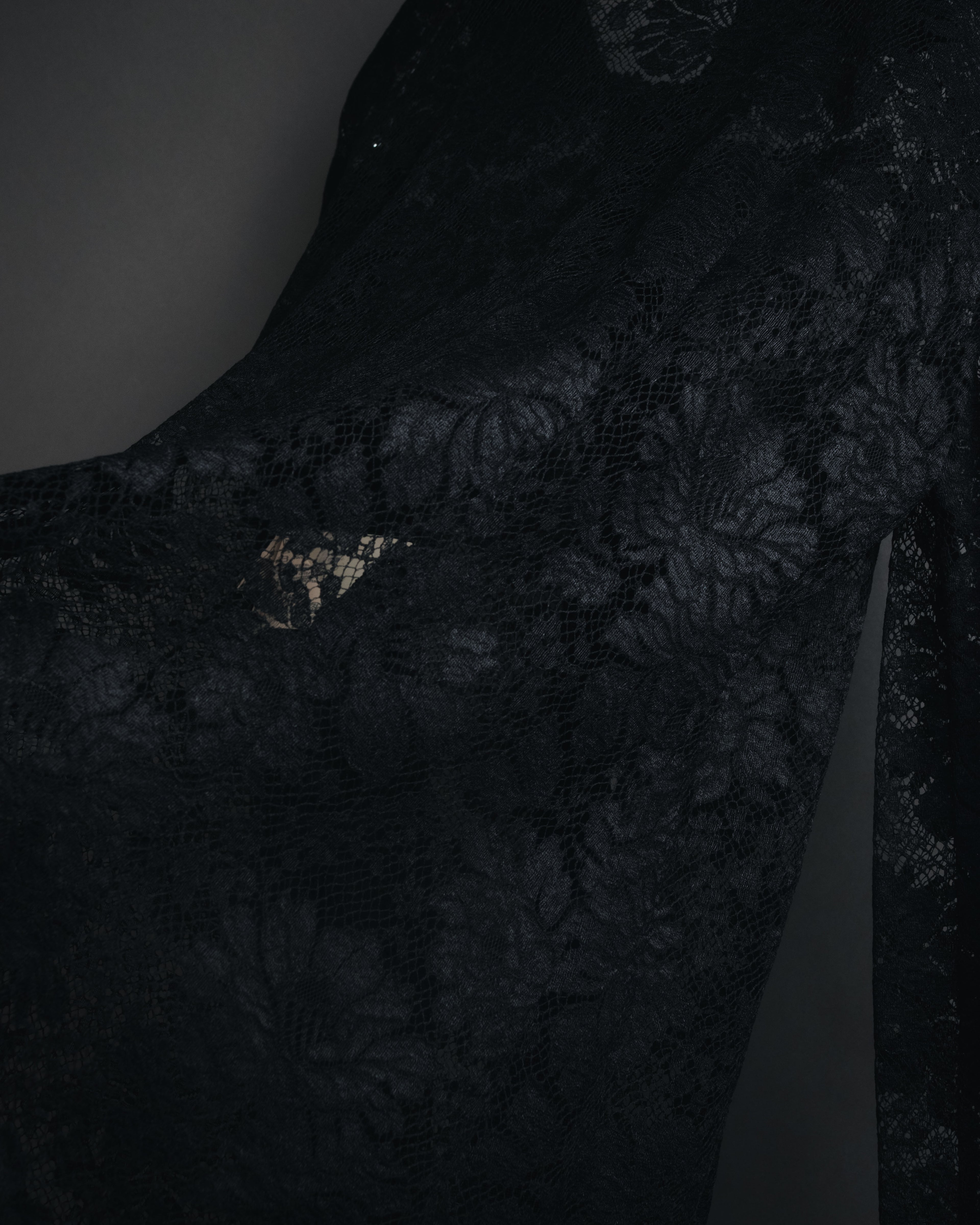 "VALENTINO MISS V" Late 80s botanical lace polo shirt