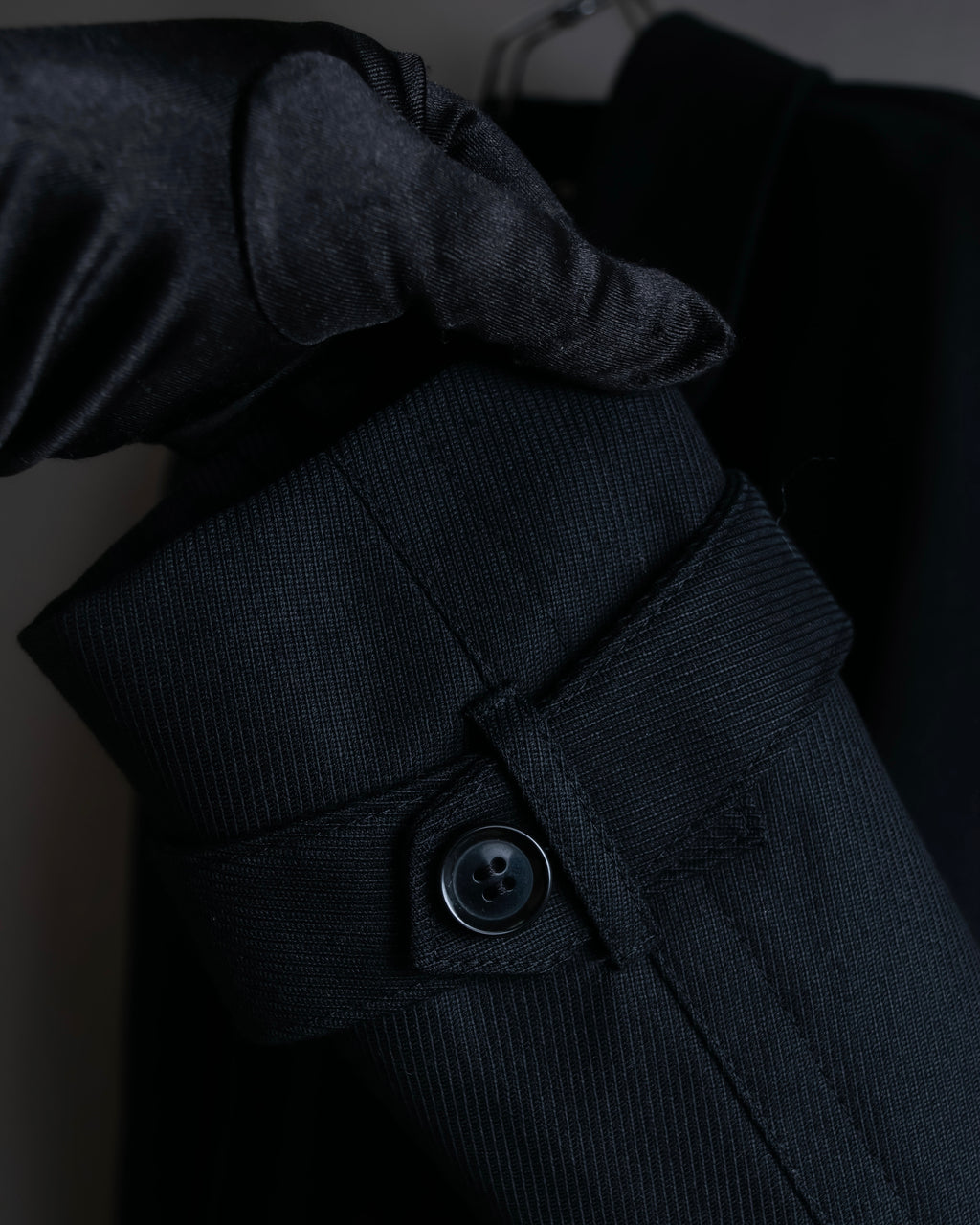 "Dolce &amp; Gabbana" Double-breasted belted mid length trench coat