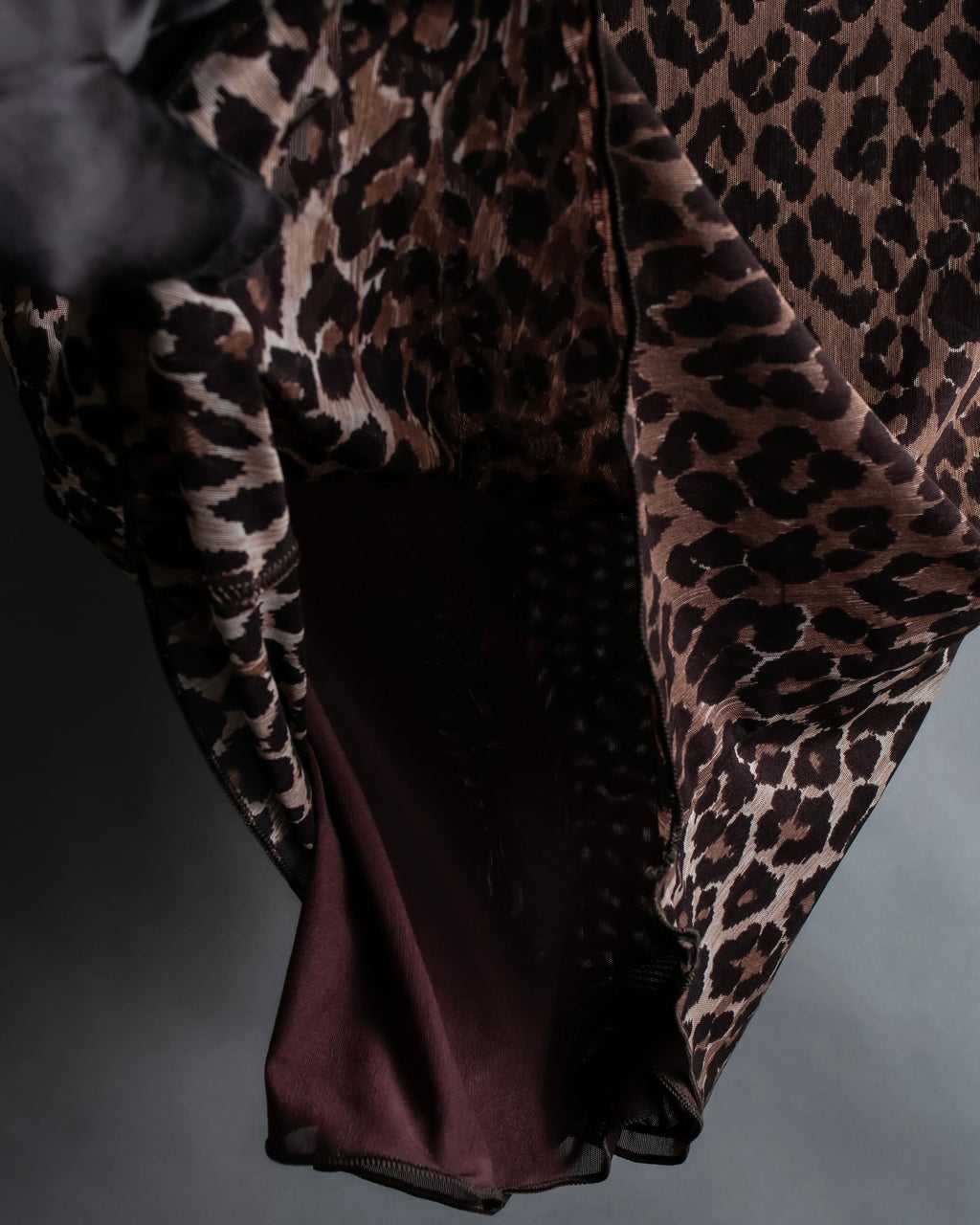 "DOLCE & GABBANA" Leopard print short cut and sew