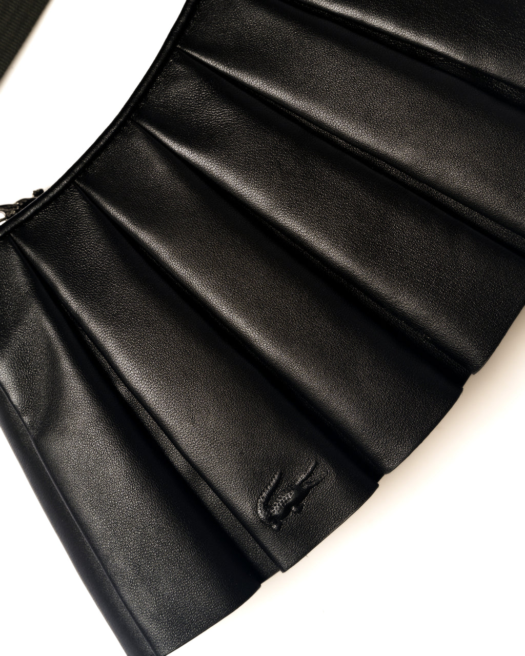 LACOSTE/ “Lenglen” Leather Pleated 2 Way Handbag Black