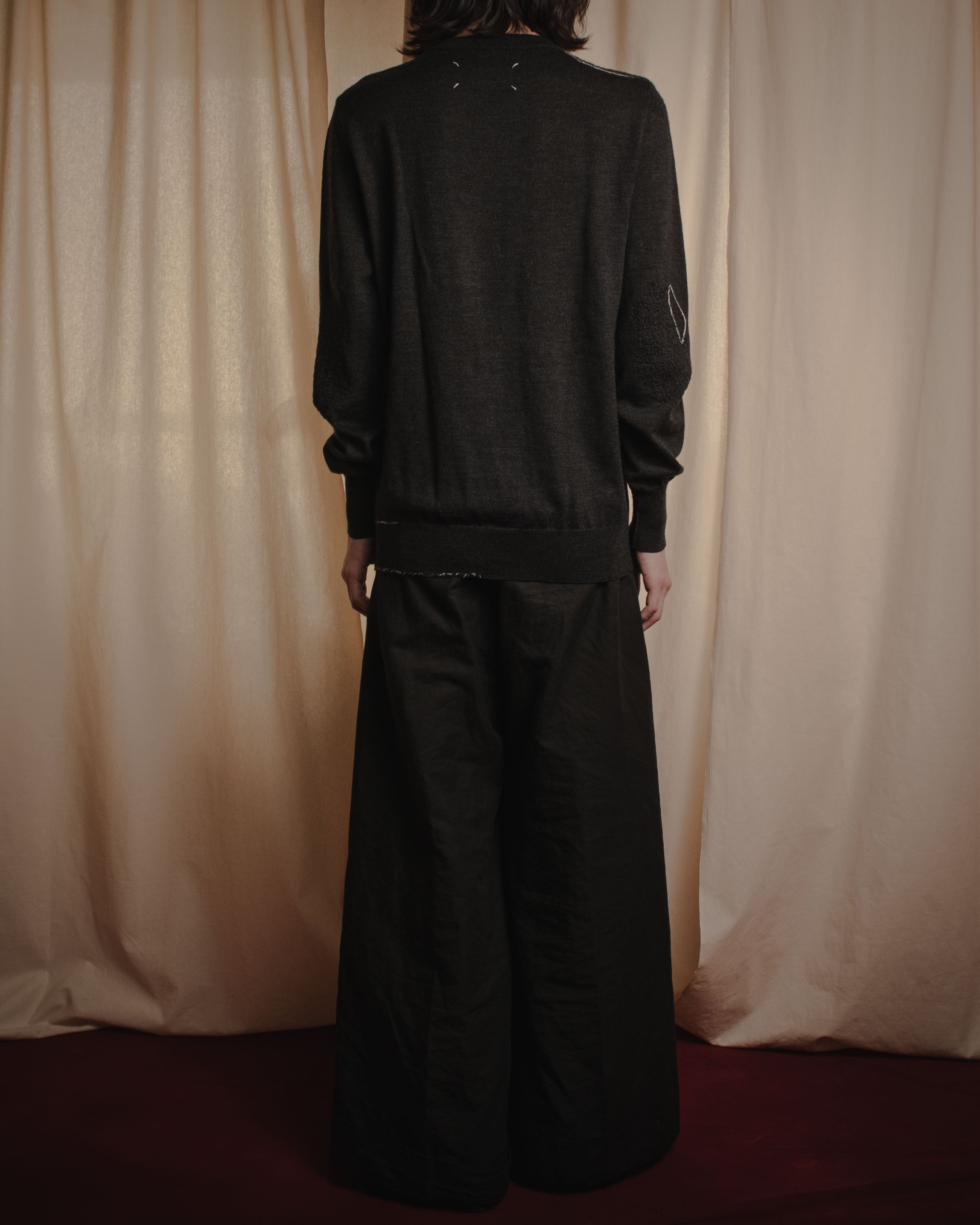 "Maison Margiela" 15AW deconstructed hand-stitched crewneck knit