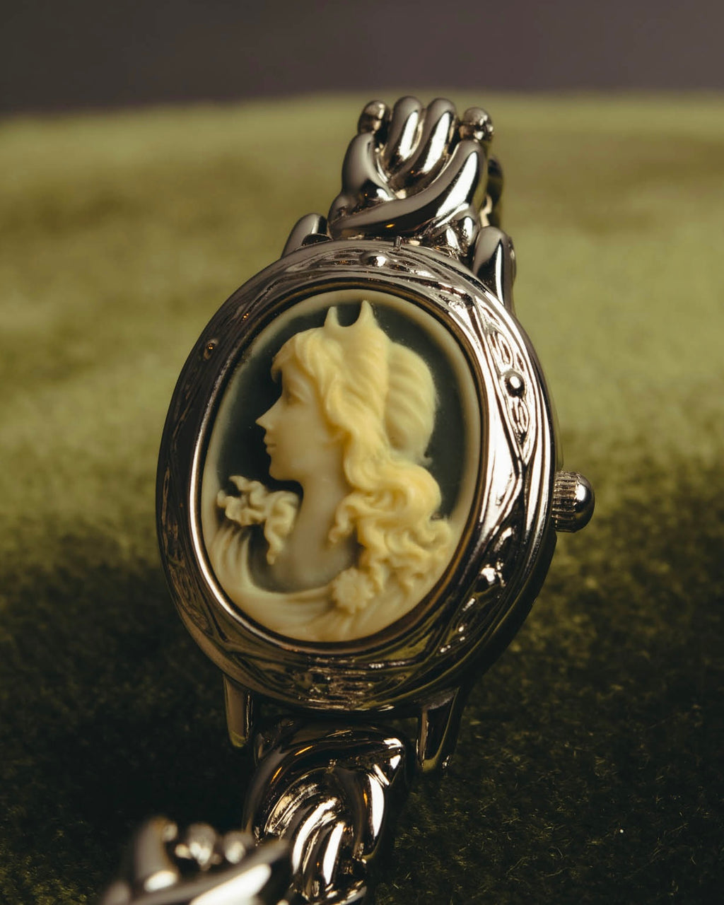 "Valentino Michelle" Vintage cameo secret quartz bracelet watch