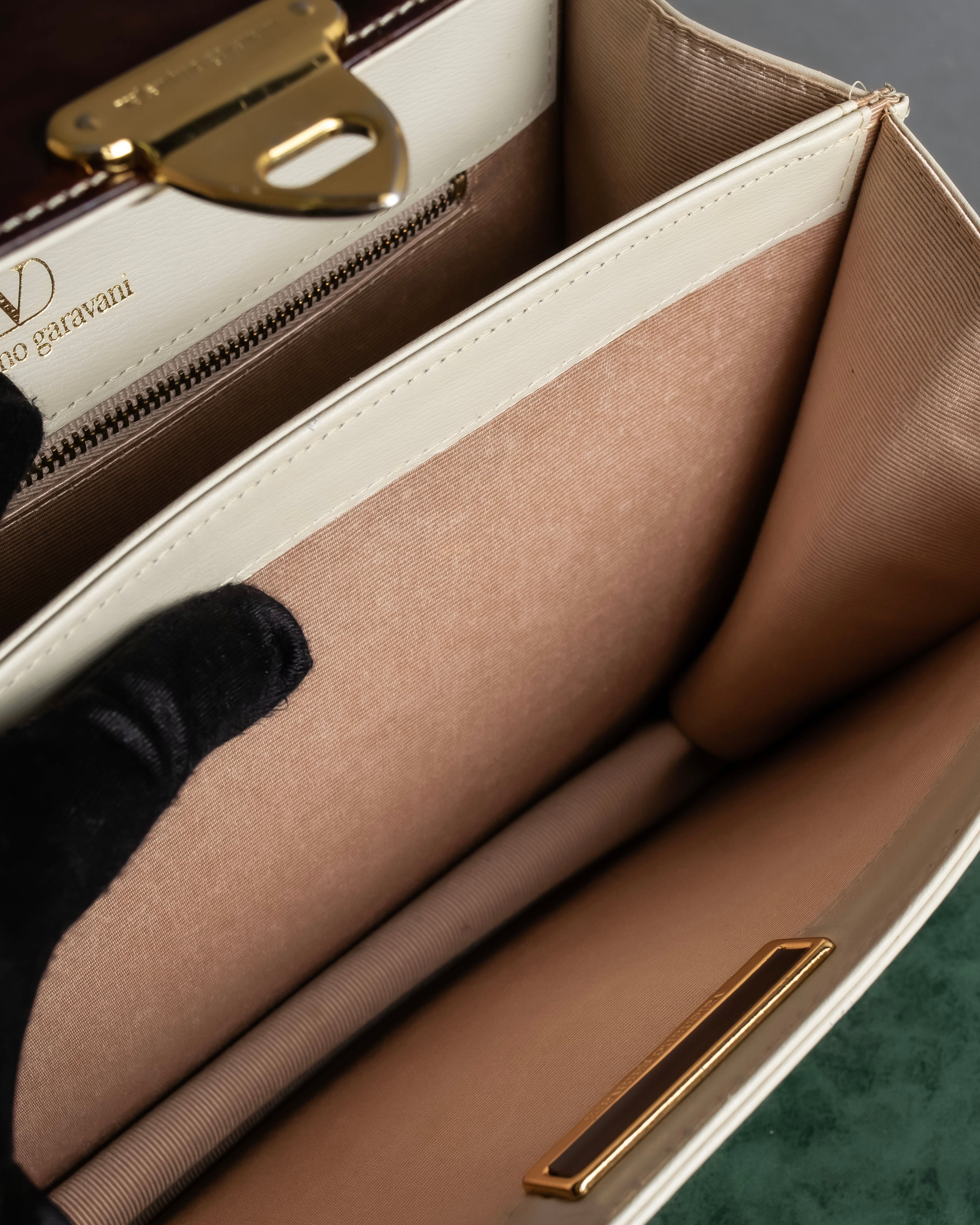 "Valentino Garavani" Square form bicolor 2way leather bag