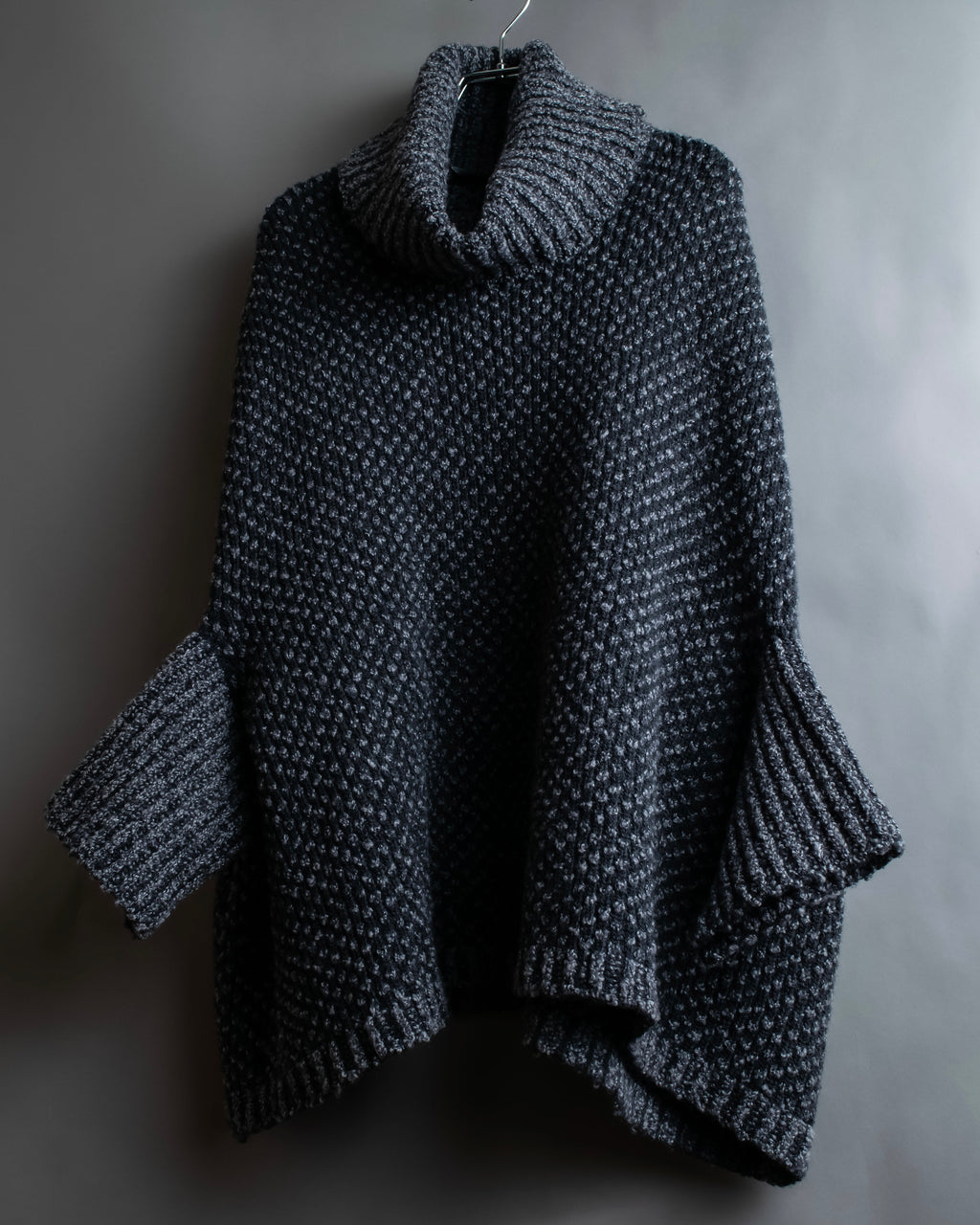 "DOLCE & GABBANA" Poncho silhouette waffle knit pullover