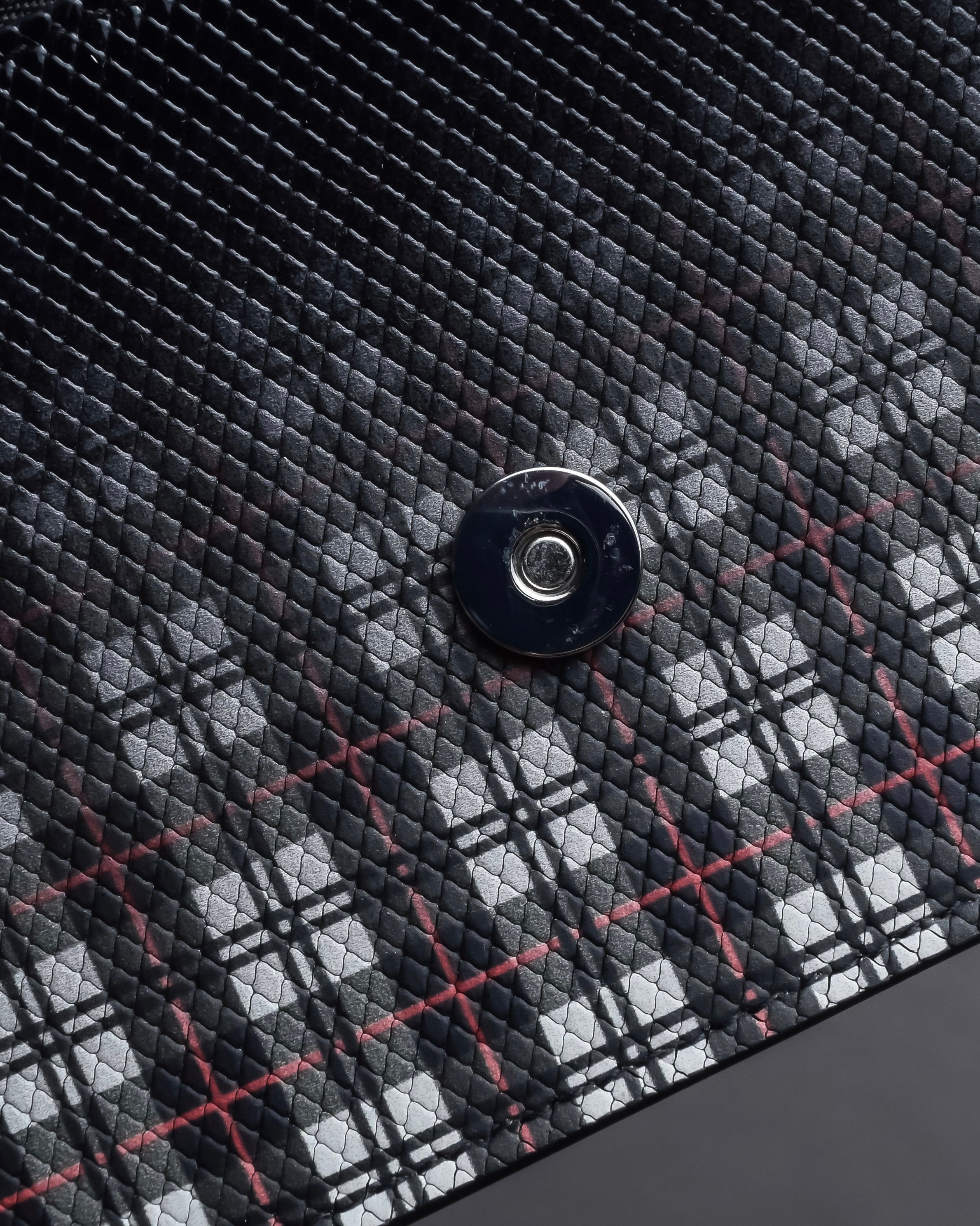 "MAISON MARGIELA" Check pattern gradient design chain shoulder leather wallet bag