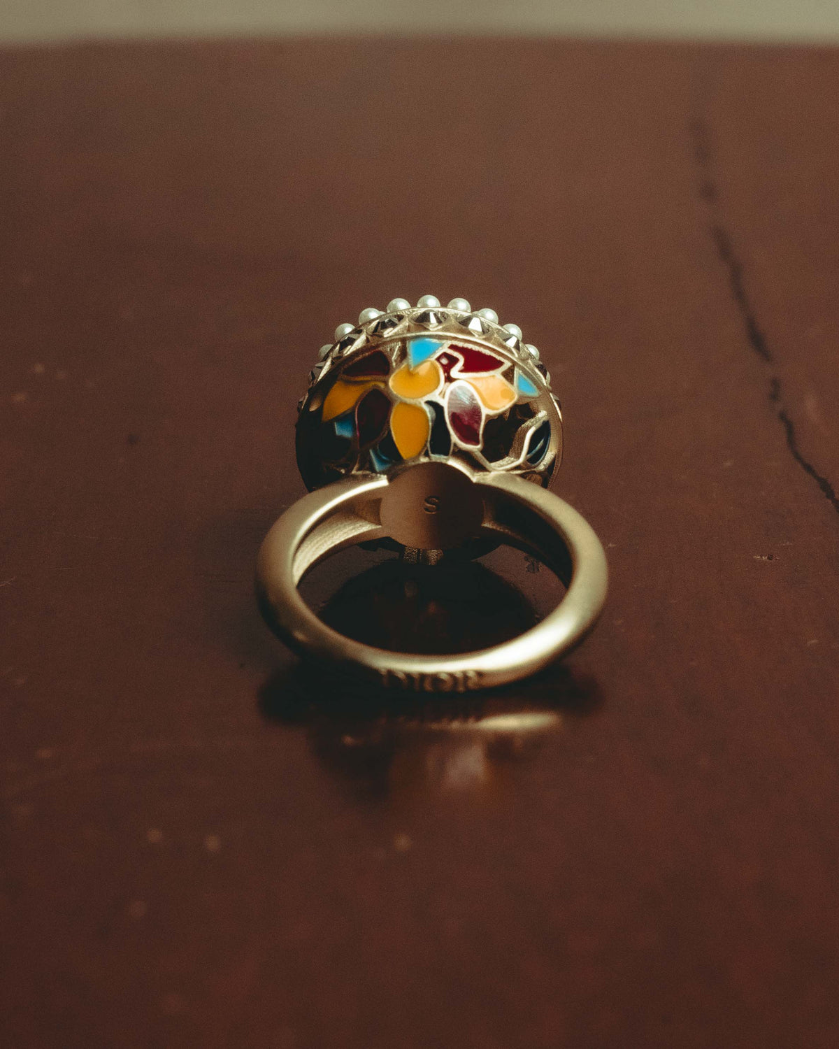 “Christian Dior” 2018-2020 Sculptural pearl and enamel dome ring