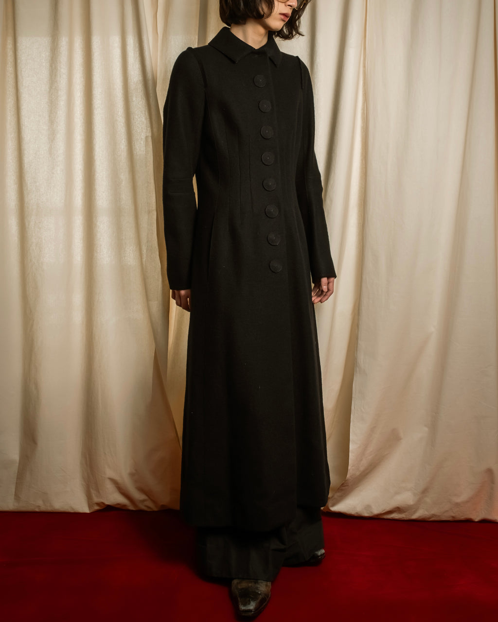 "Marc Jacobs" A soft flowing flared silhouette long coat