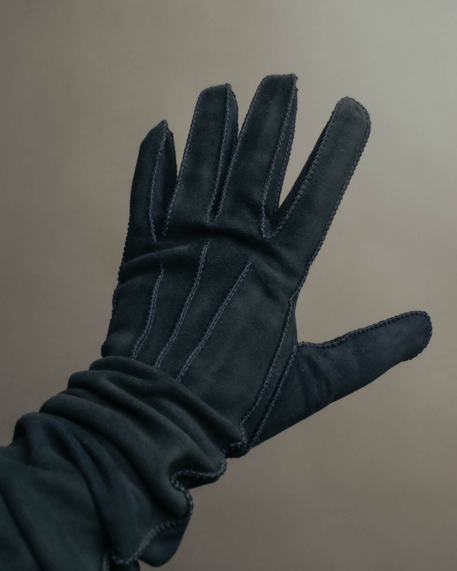 "BOTTEGA VENETA" 00's-10's Elegant suede long gloves