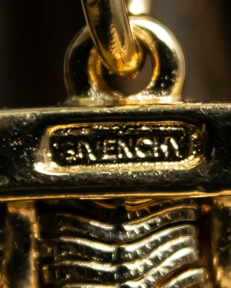 "GIVENCHY" 7 strand accordion chain choker necklace