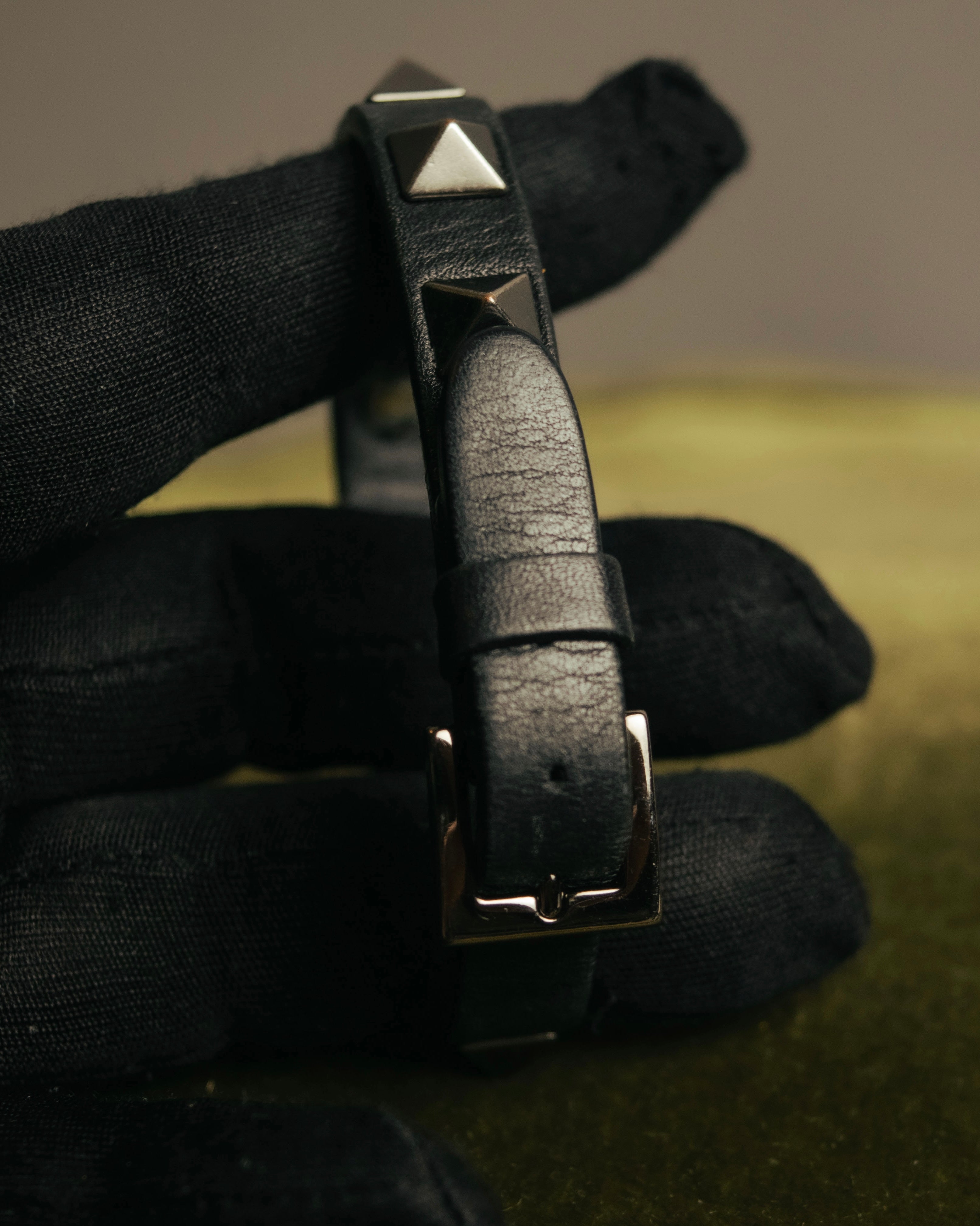 “VALENTINO” 2011-2018 rockstud leather bracelet