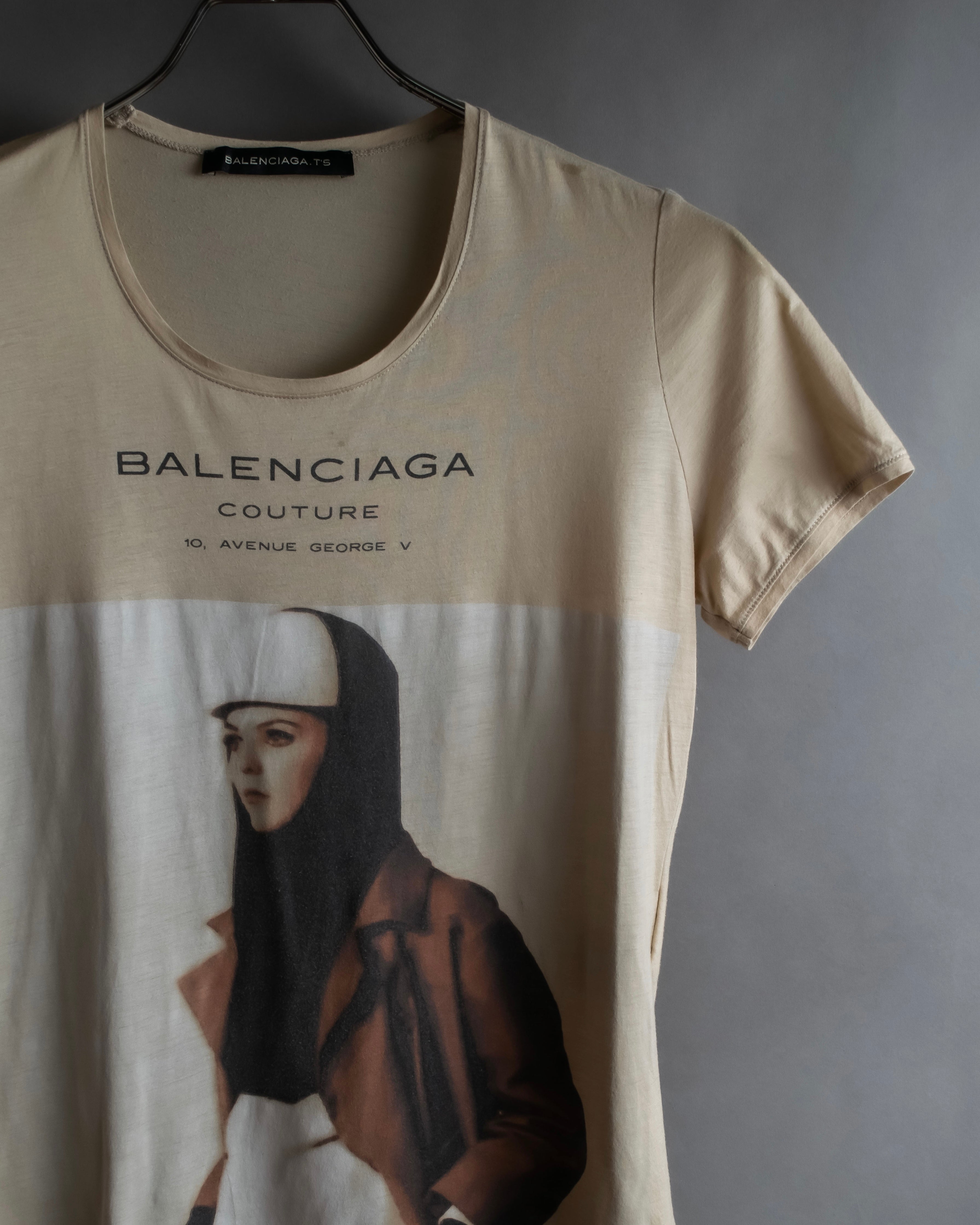 "BALENCIAGA" Painting graphic logo engraved T-shirt