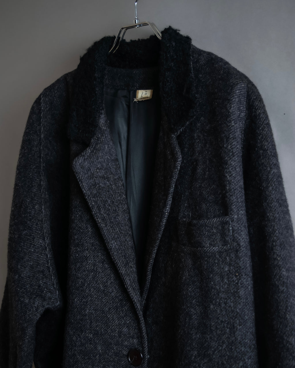 "Vintage fur collar chester coat"