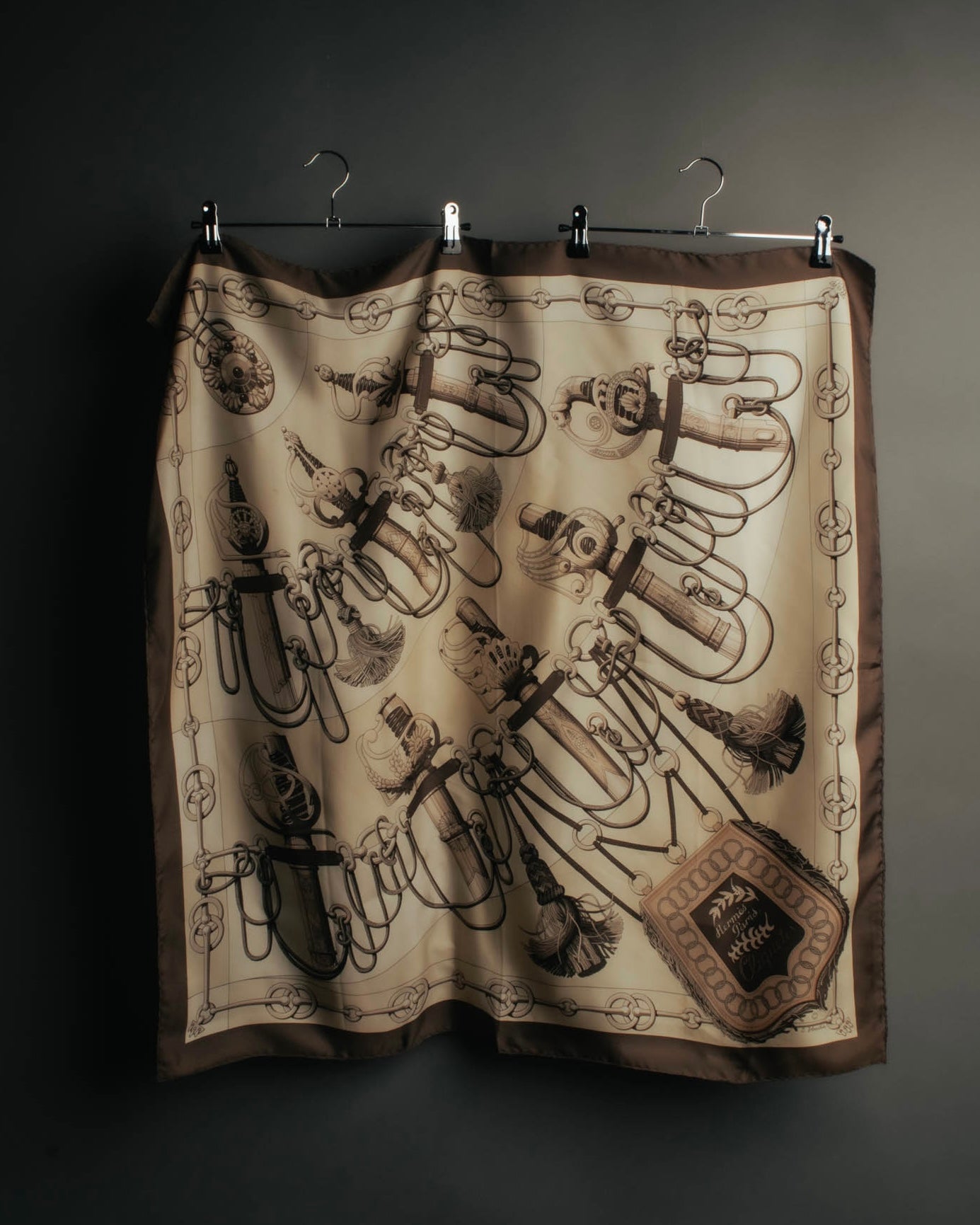 "Hermès" Cliquetis、J. Abadie silk scarf