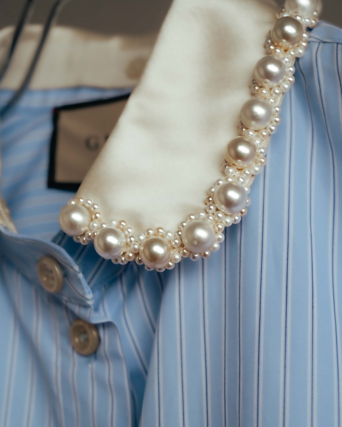 -SPECIAL- "GUCCI" 2010's-20's Pearl embellished detachable collar striped long shirt