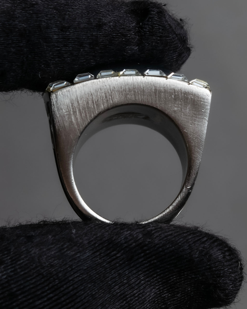 "CHANEL" 00AW Karl Lagerfeld period clear stone design logo engraved ring