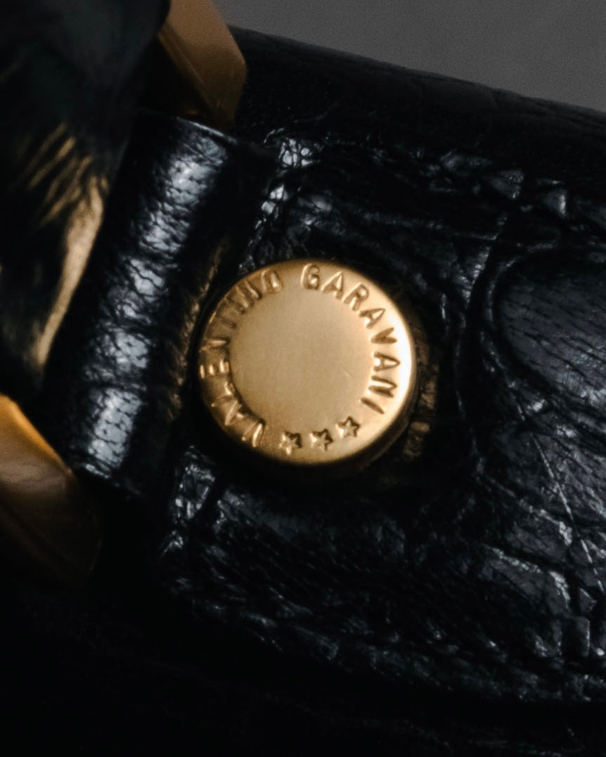 –SPECIAL– "Valentino Garavani"
1985-95 Croc embossed trapezoid top handle bag