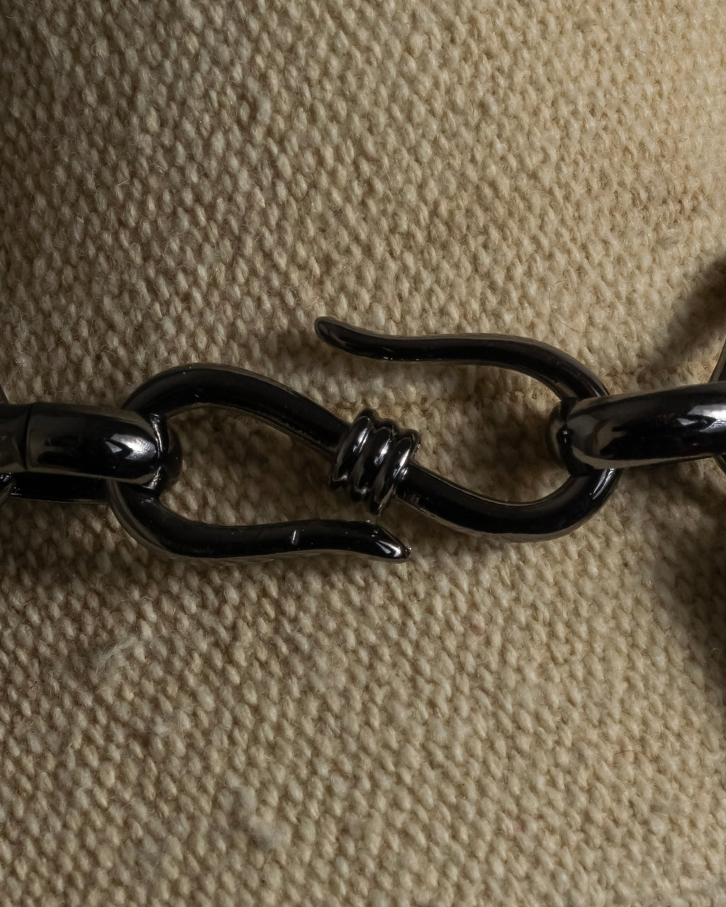 "YVES SAINT LAURENT" Sculptural link chain necklace