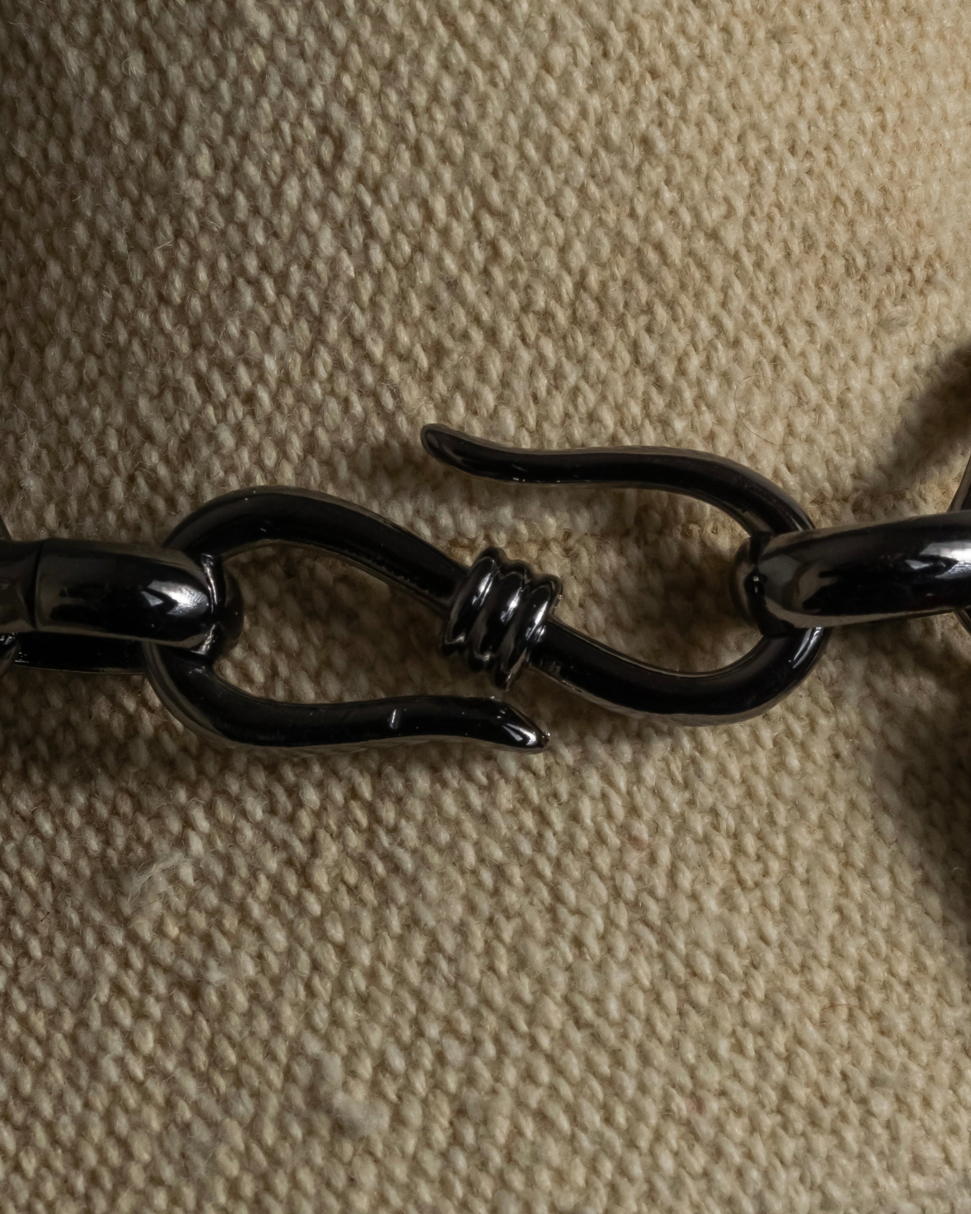 "YVES SAINT LAURENT" Sculptural link chain necklace