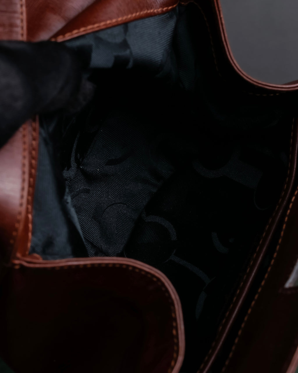 "Salvatore Ferragamo" Half-moon shaped Bordeaux color leather shoulder bag