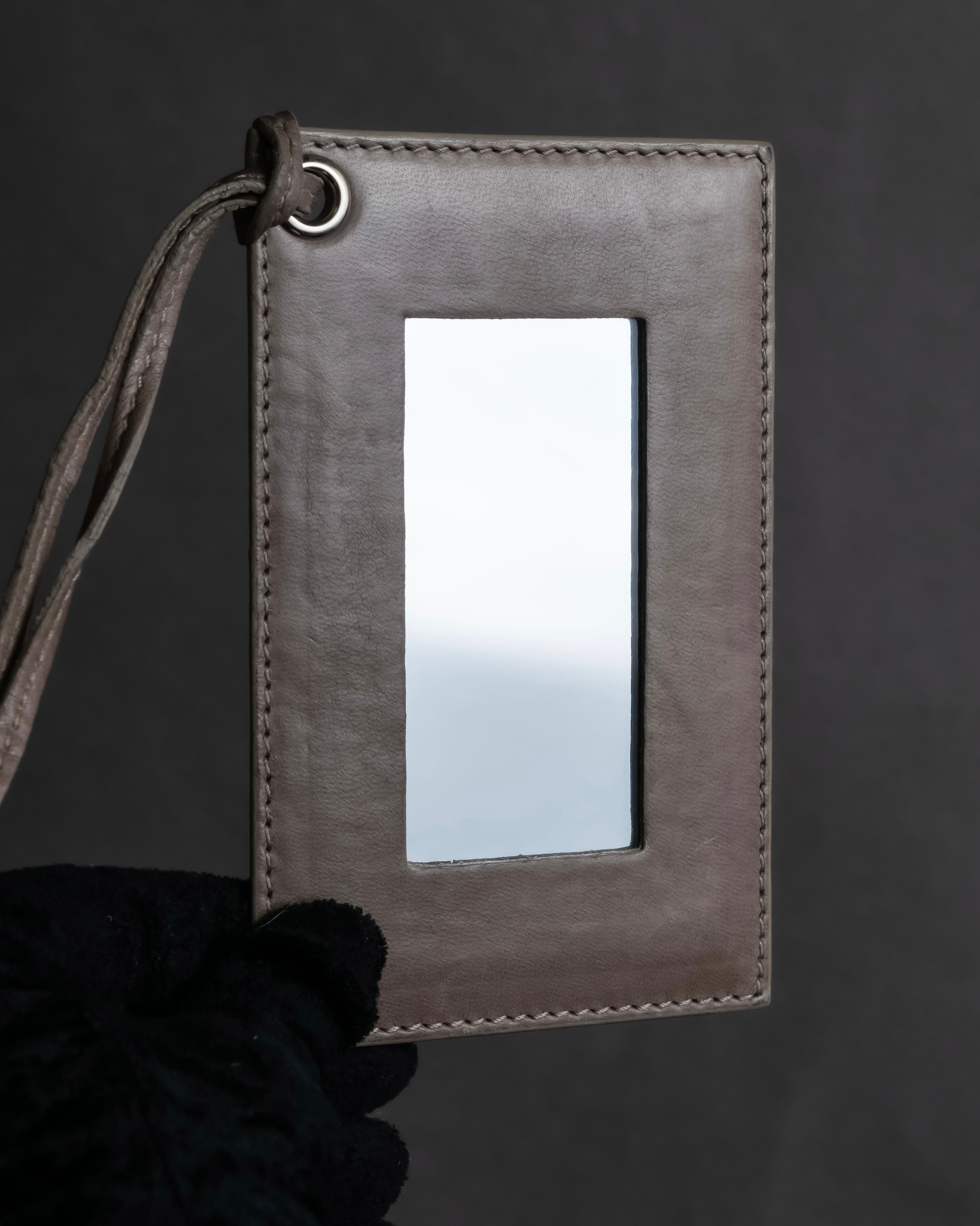 "BALENCIAGA" Three-way chain leather shoulder bag