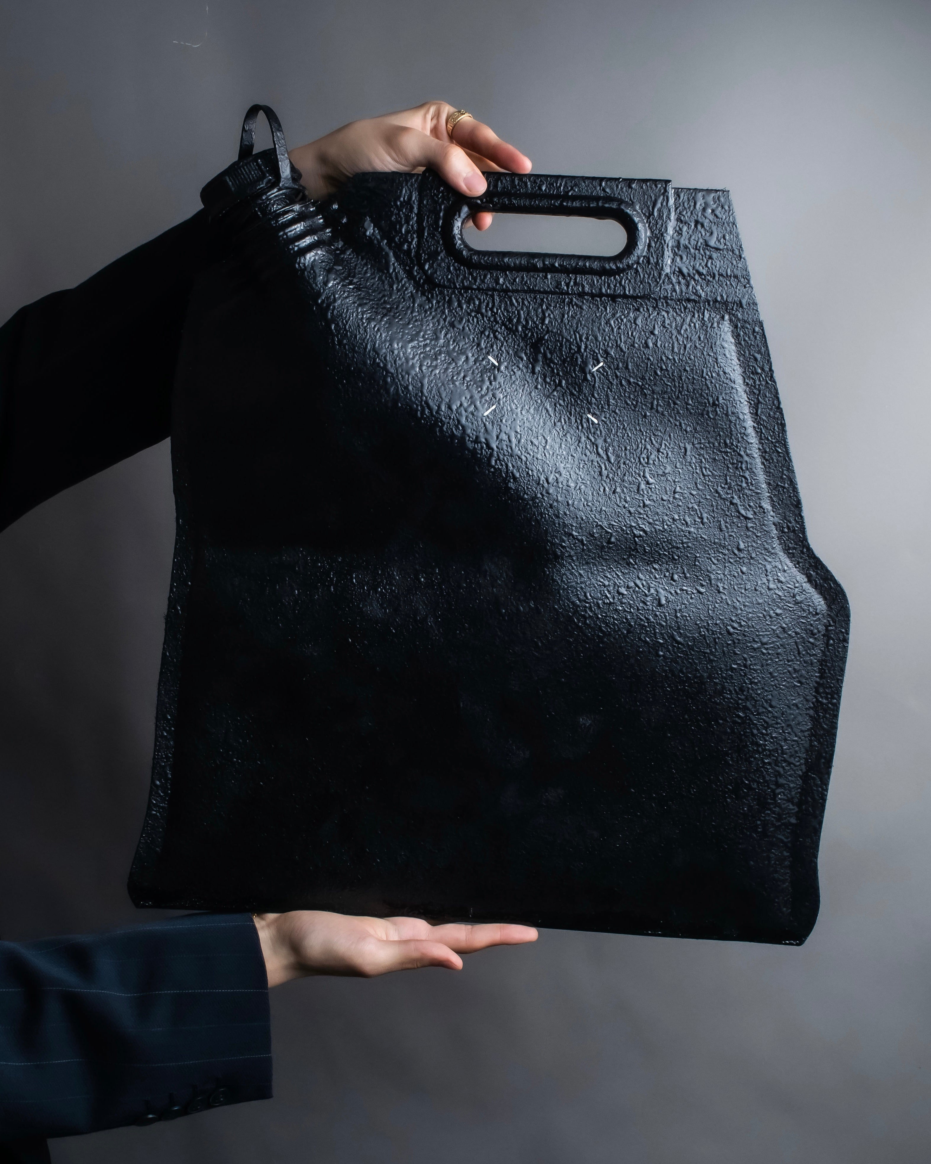 "MAISON MARGIELA 2022 SS " Bottle cap design leather tote bag