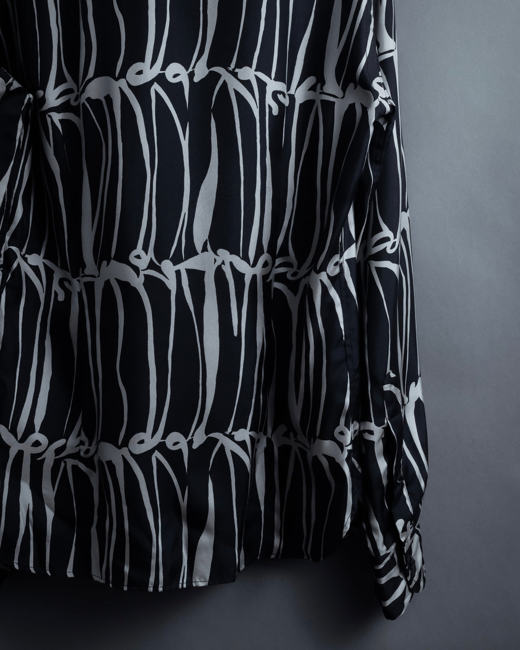 "GUCCI" Handwritten calligraphy pattern silk shirt